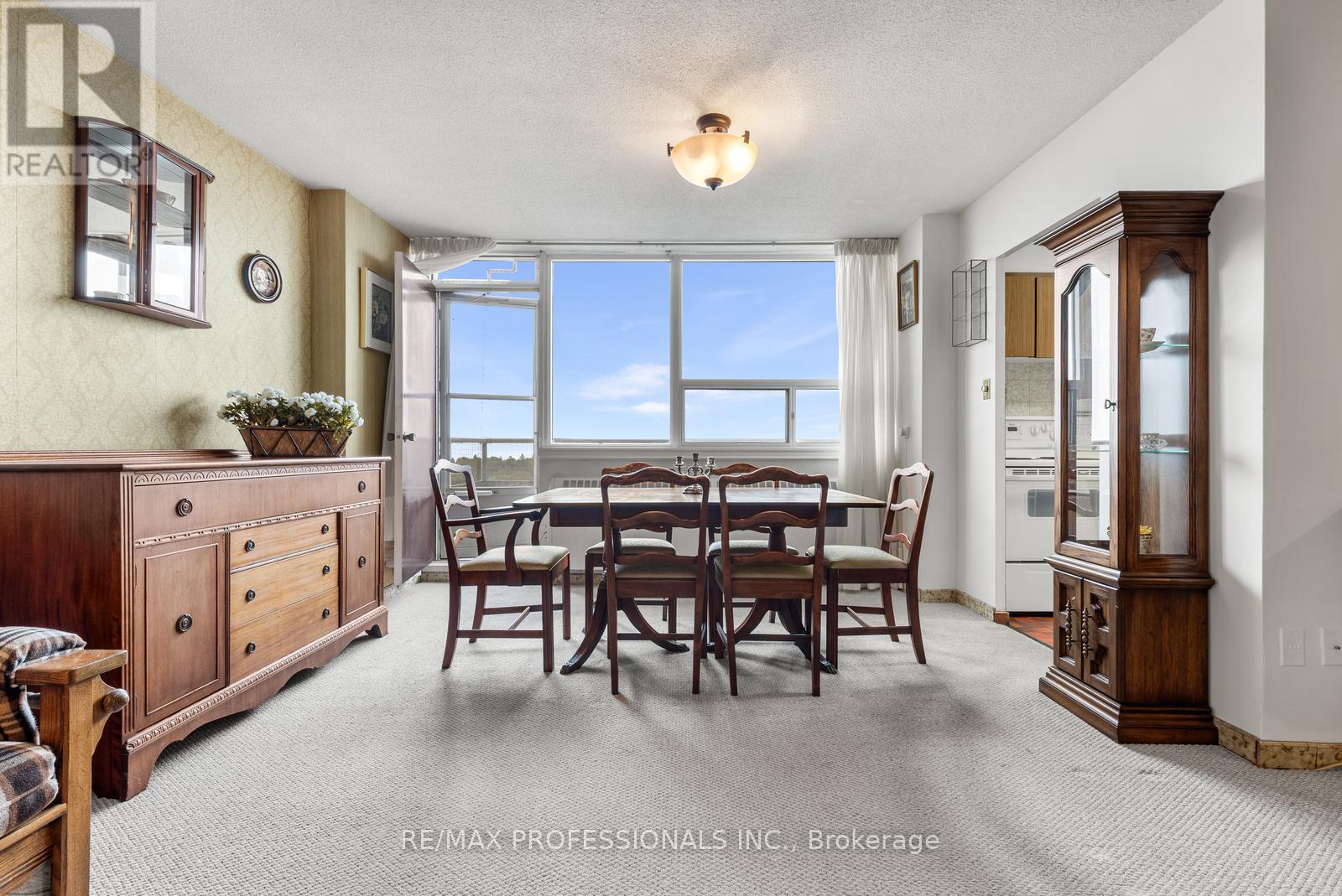 1704 - 180 Markham Road, Toronto, Ontario  M1M 2Z9 - Photo 6 - E12429360