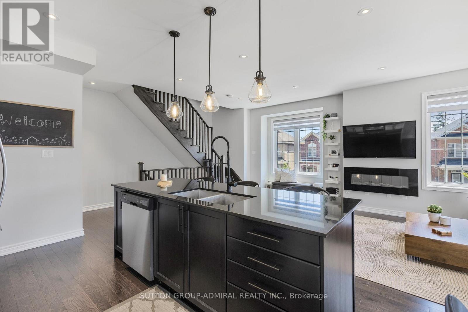 1 Haymarket Drive, Brampton, Ontario  L7A 5C4 - Photo 18 - W12408574