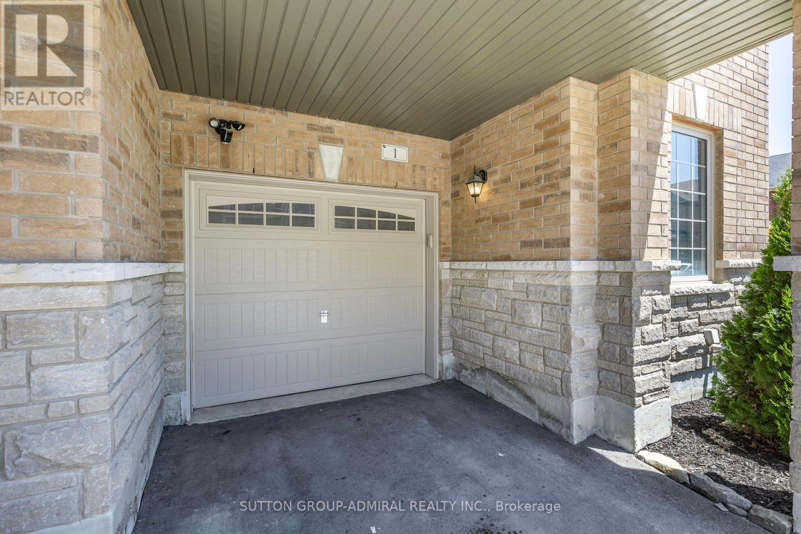 1 Haymarket Drive, Brampton, Ontario  L7A 5C4 - Photo 47 - W12408574