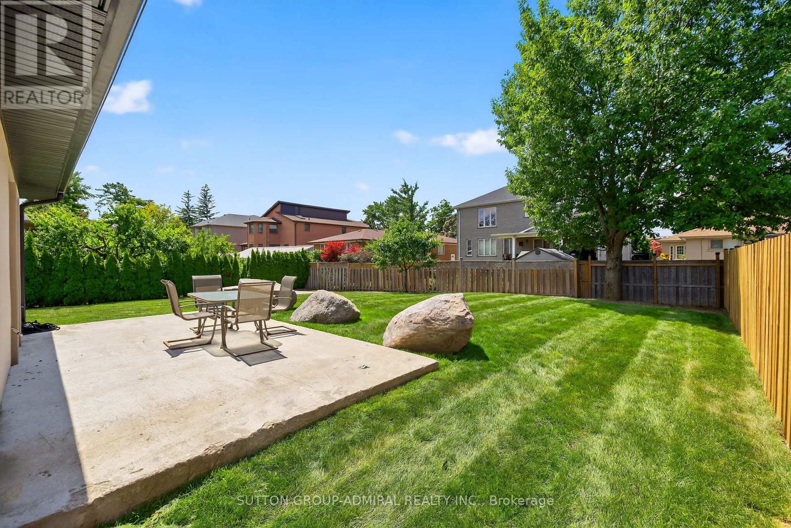 34 Knox Avenue, Toronto, Ontario  M9L 2M3 - Photo 46 - W12408587