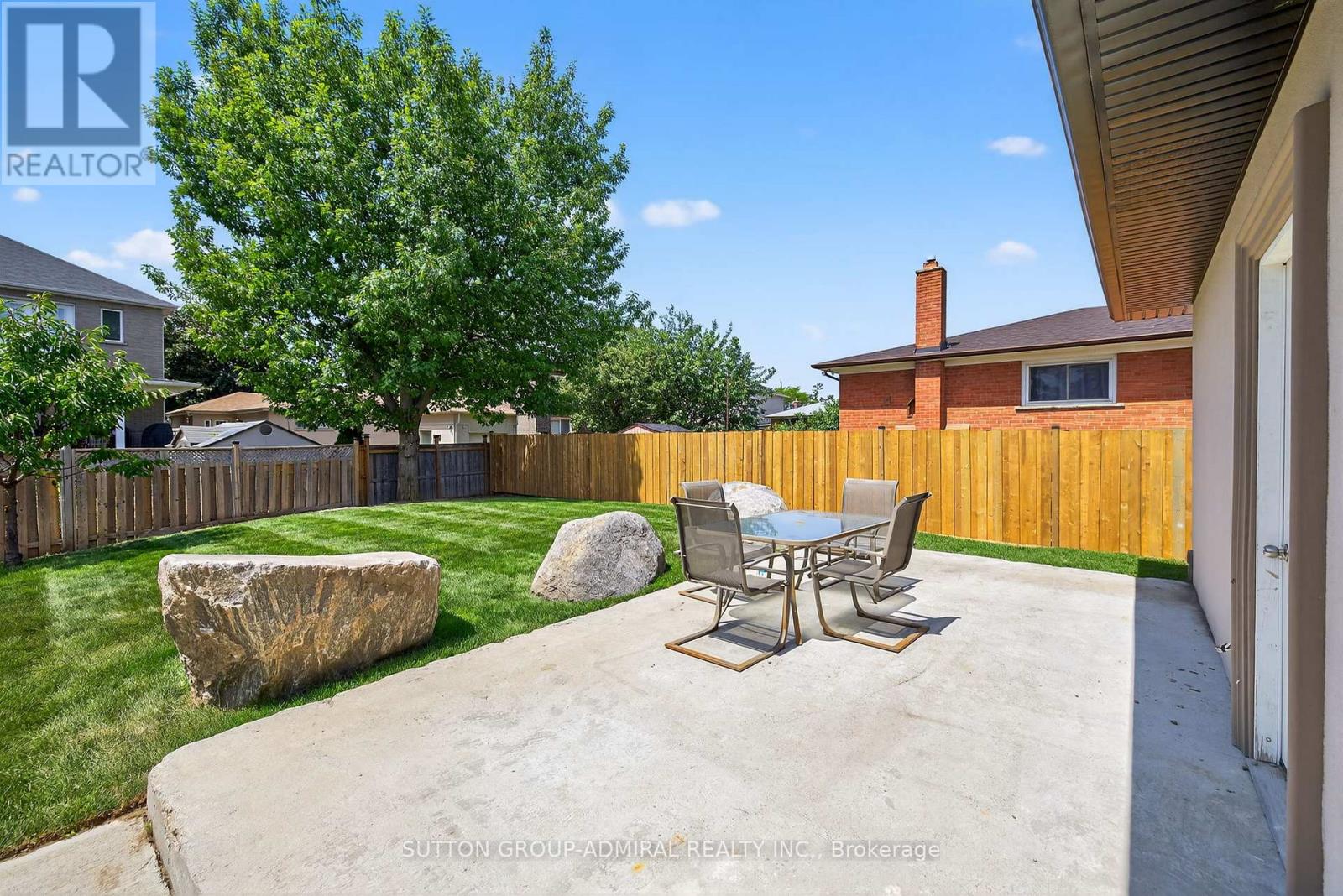 34 Knox Avenue, Toronto, Ontario  M9L 2M3 - Photo 45 - W12408587