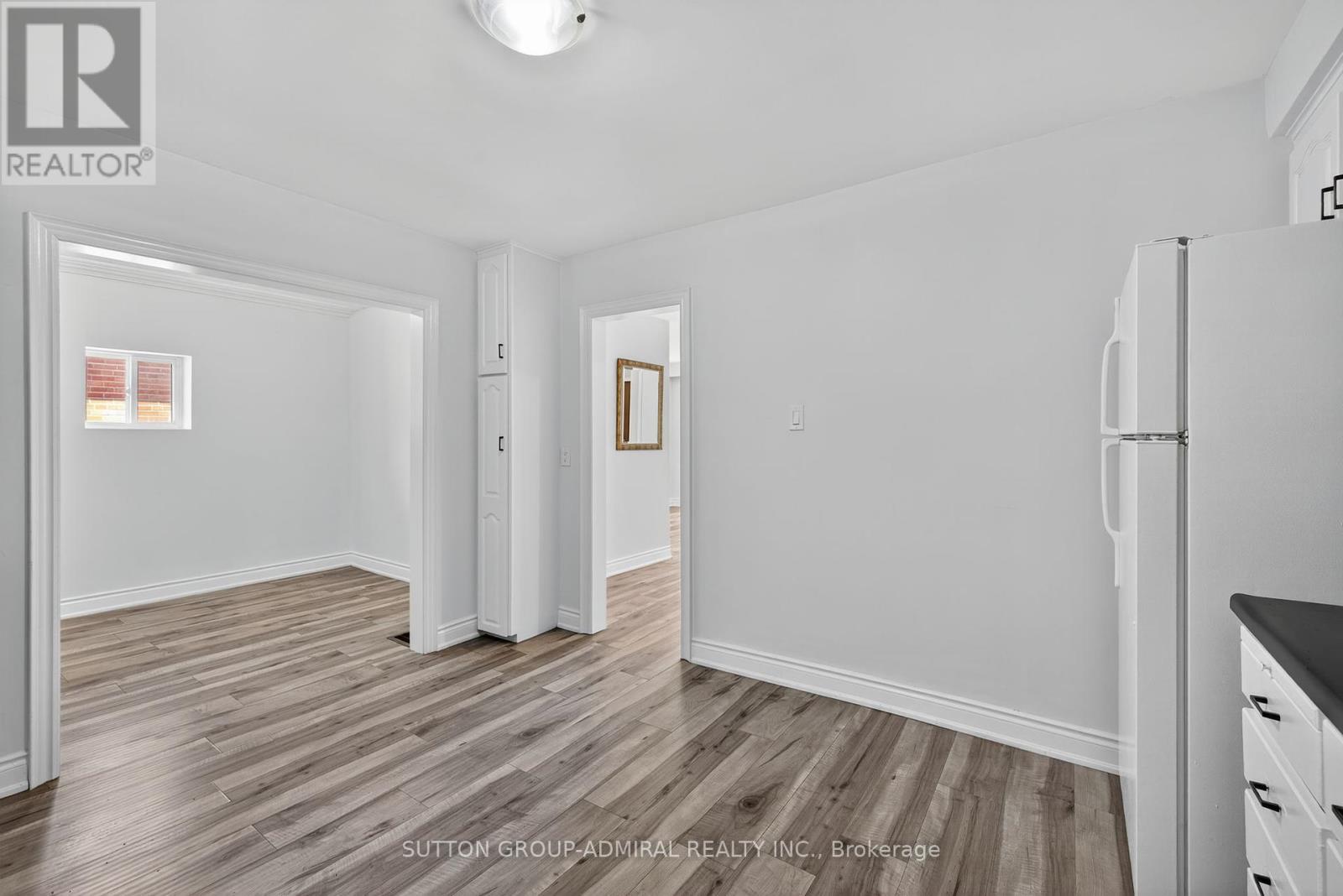 34 Knox Avenue, Toronto, Ontario  M9L 2M3 - Photo 14 - W12408587