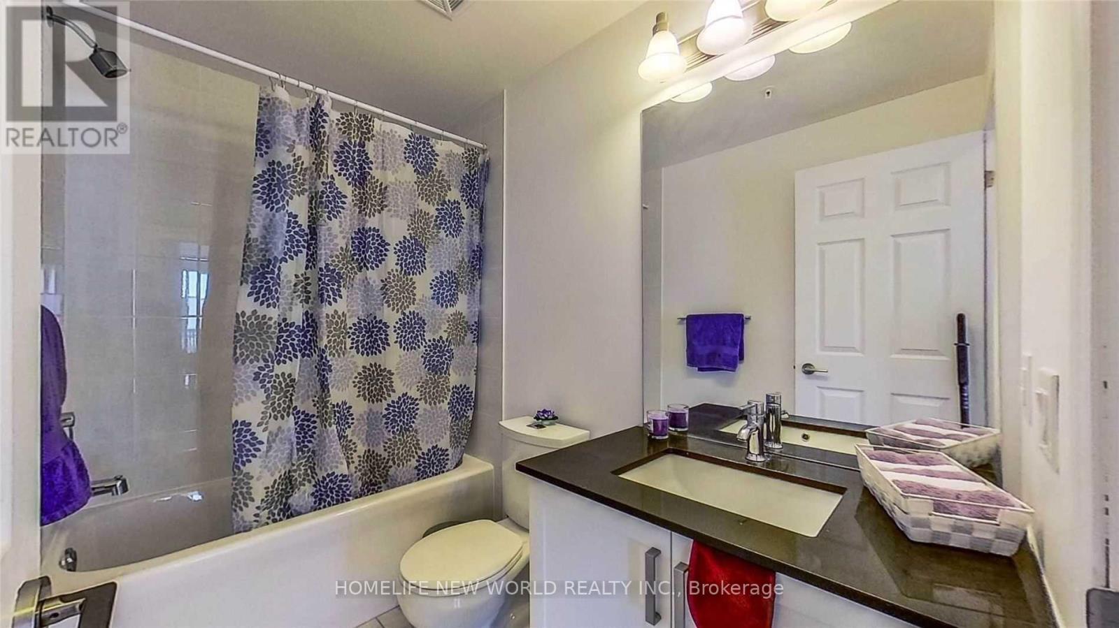501 - 11611 Yonge Street, Richmond Hill, Ontario  L4E 3N8 - Photo 11 - N12429325