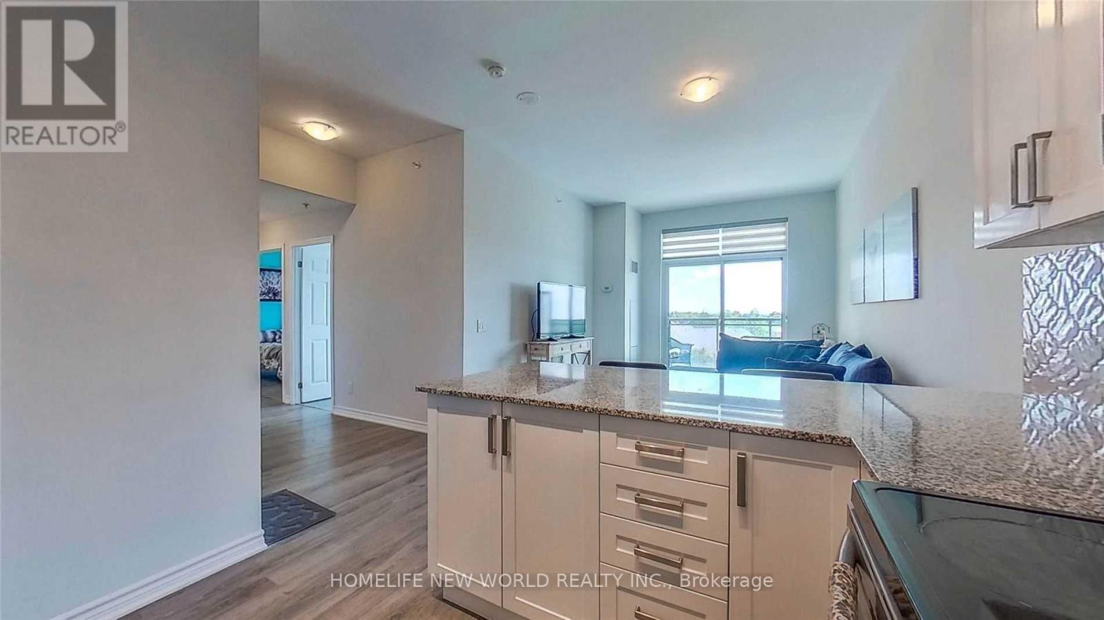 501 - 11611 Yonge Street, Richmond Hill, Ontario  L4E 3N8 - Photo 6 - N12429325