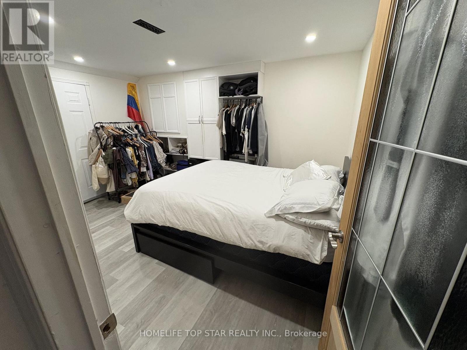 Basement - 47 Cooper Creek Court W, Vaughan, Ontario  L6A 2S4 - Photo 8 - N12429415
