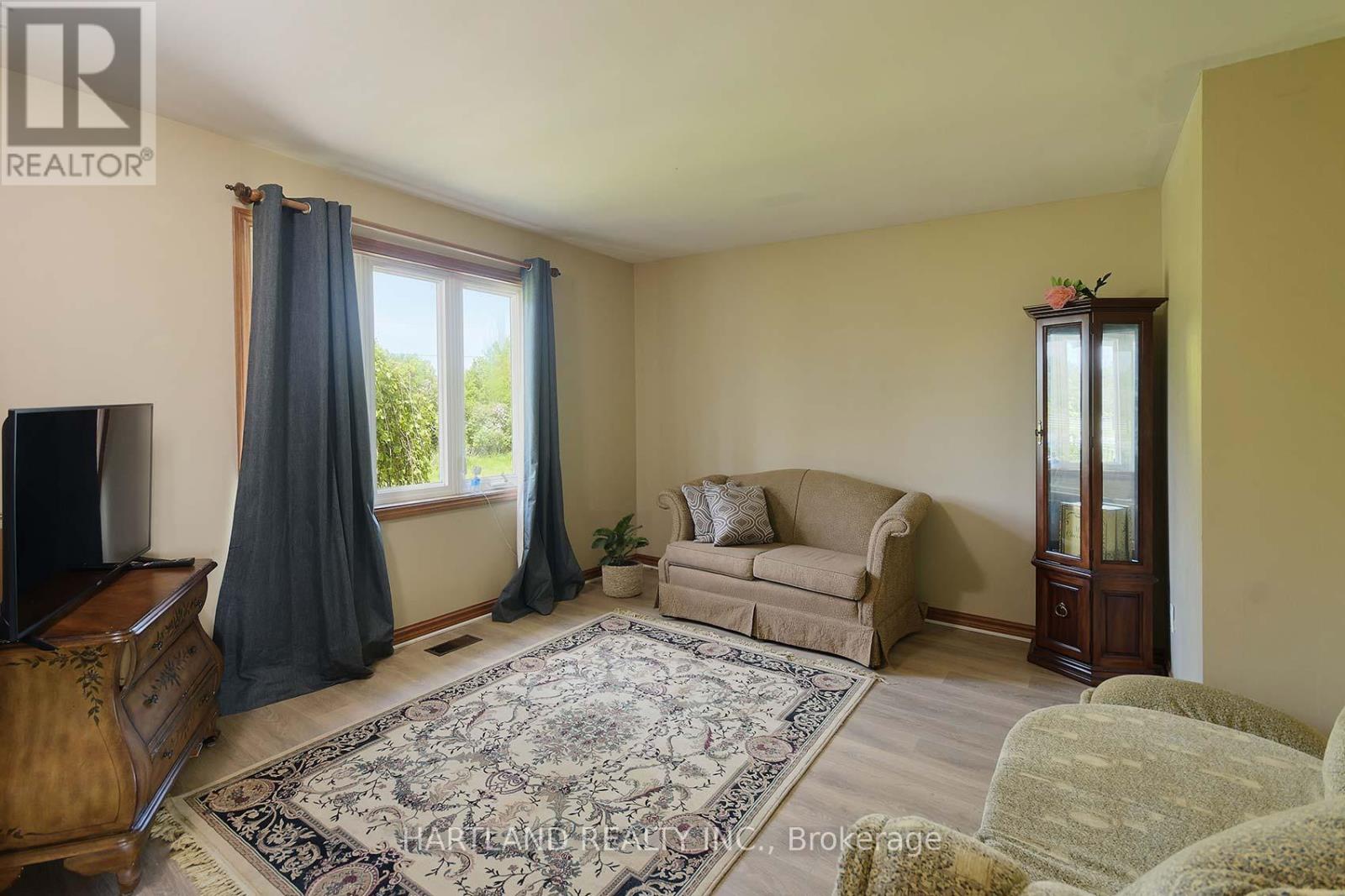 5125 Concession 4 Road E, Uxbridge, Ontario  L0C 1A0 - Photo 16 - N12429429