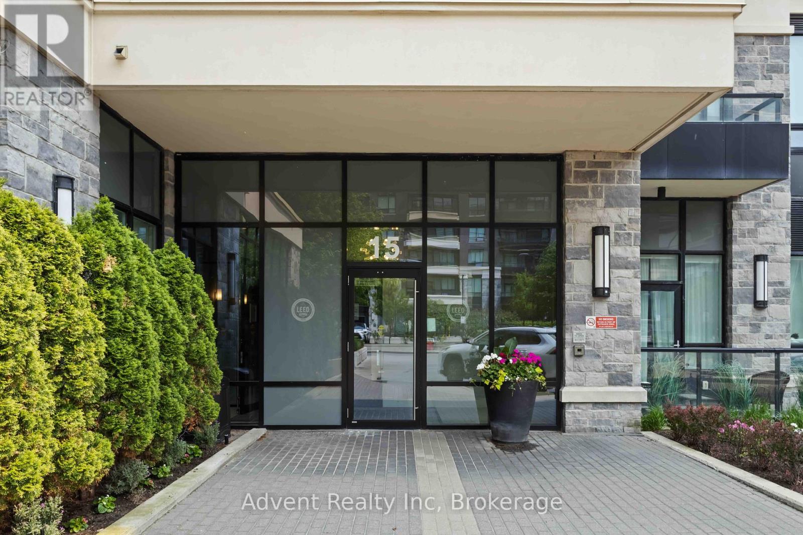 Ph06 - 15 Water Walk Drive, Markham, Ontario  L6G 0G2 - Photo 4 - N12429450