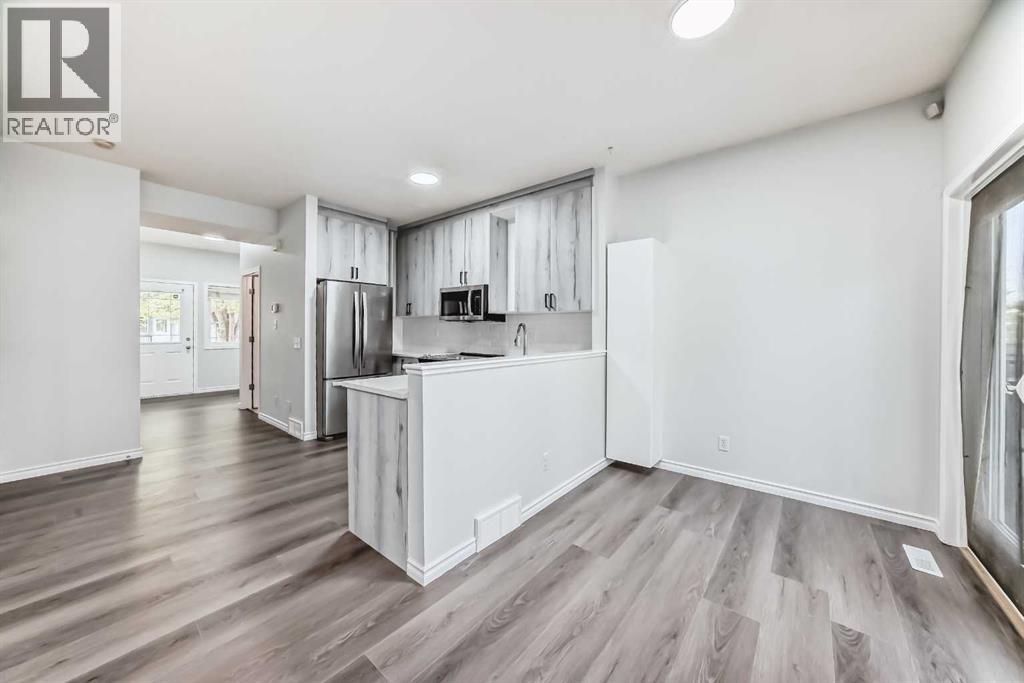 92 Simcoe Place Sw, Calgary, Alberta  T3H 4T8 - Photo 17 - A2260319