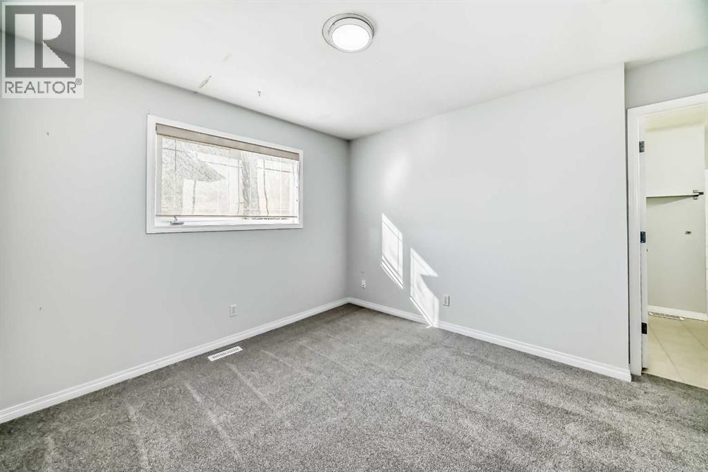 92 Simcoe Place Sw, Calgary, Alberta  T3H 4T8 - Photo 25 - A2260319