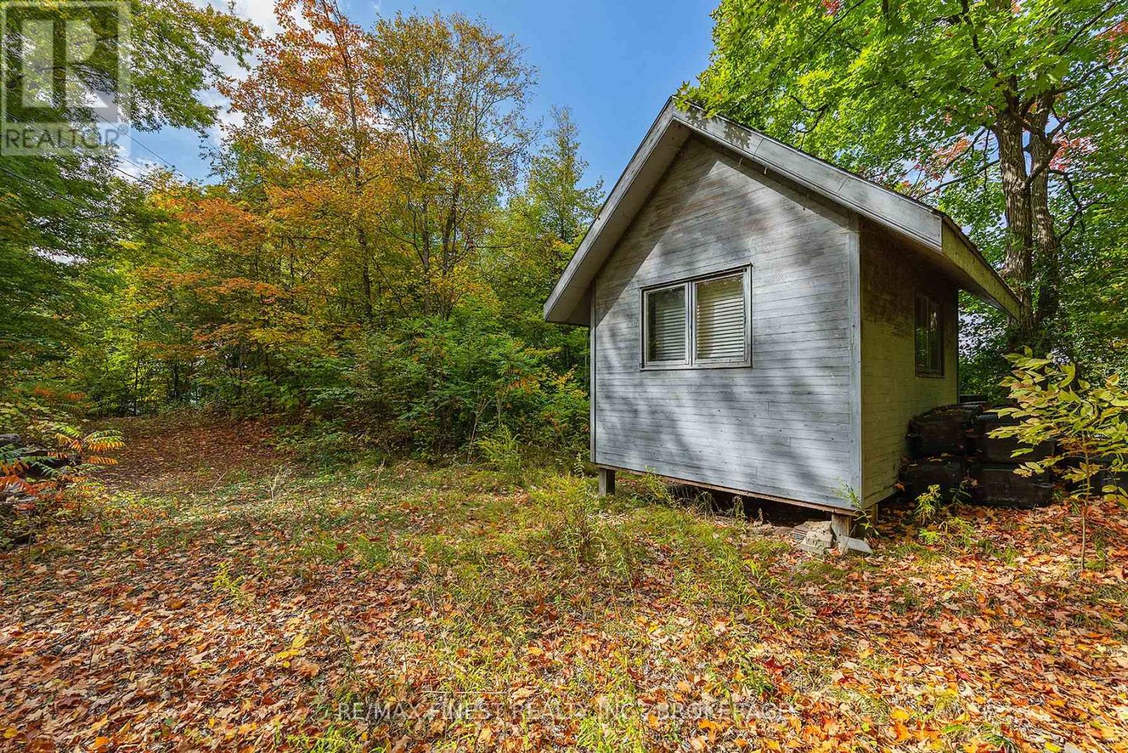 1018 Leadbeater Lane, Frontenac, Ontario  K0H 2L0 - Photo 39 - X12429528