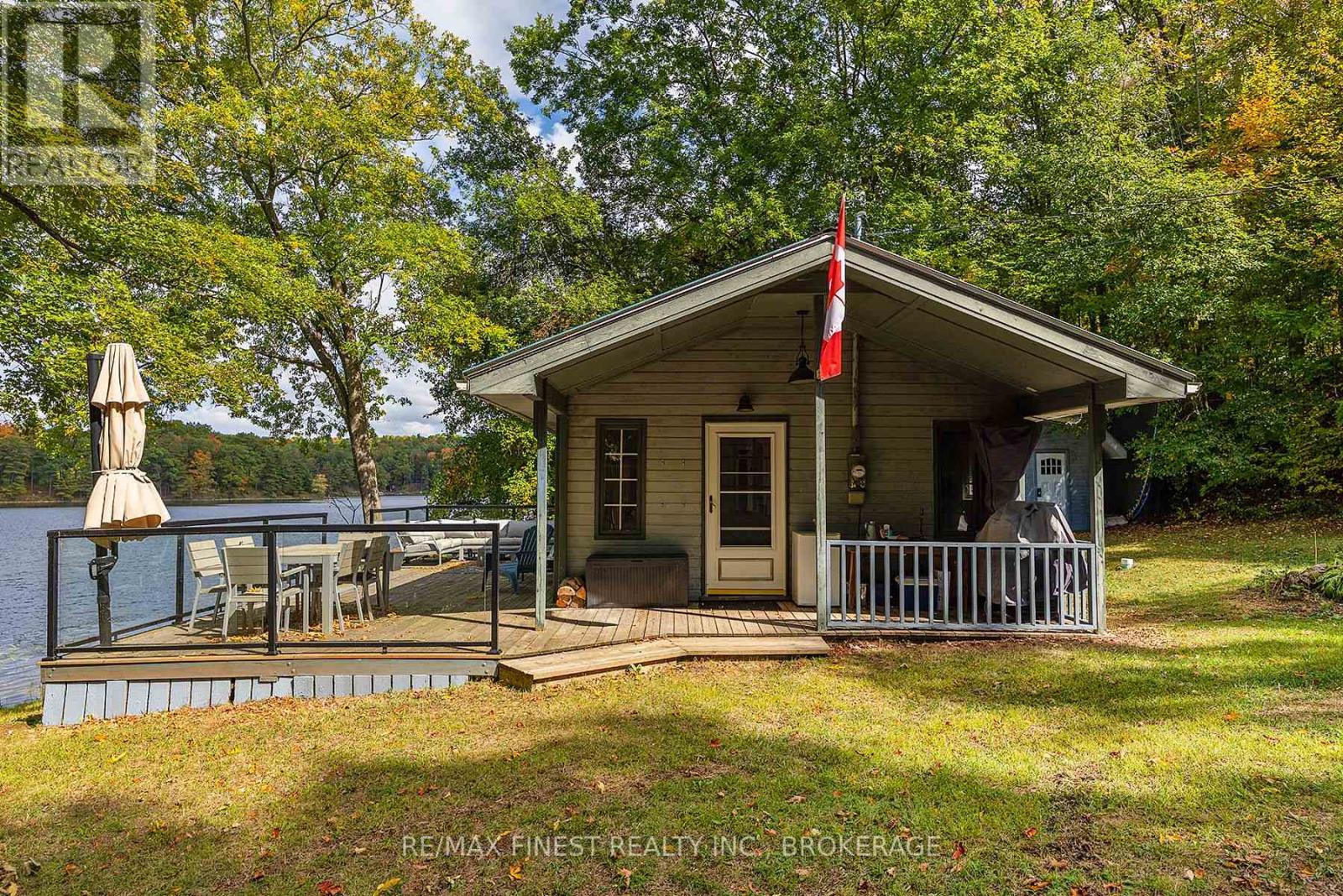 1018 Leadbeater Lane, Frontenac, Ontario  K0H 2L0 - Photo 4 - X12429528