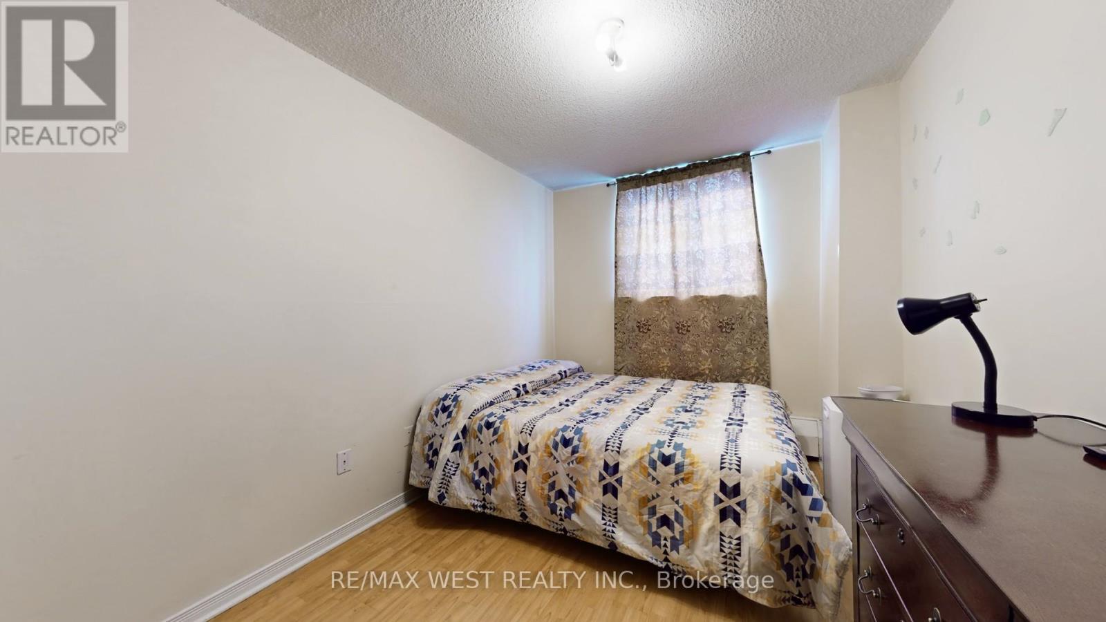 210 - 940 Caledonia Road, Toronto, Ontario  M6B 3Y4 - Photo 15 - W12429322