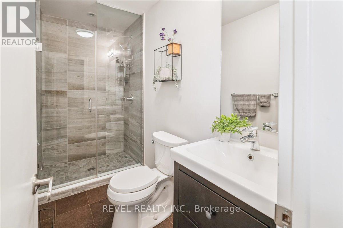 15 Ireson Road, Burlington, Ontario  L7R 3X5 - Photo 20 - W12429324