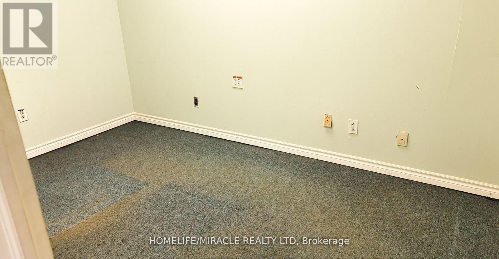 1235 Shawson Drive, Mississauga, Ontario  L4W 1C4 - Photo 7 - W12429333