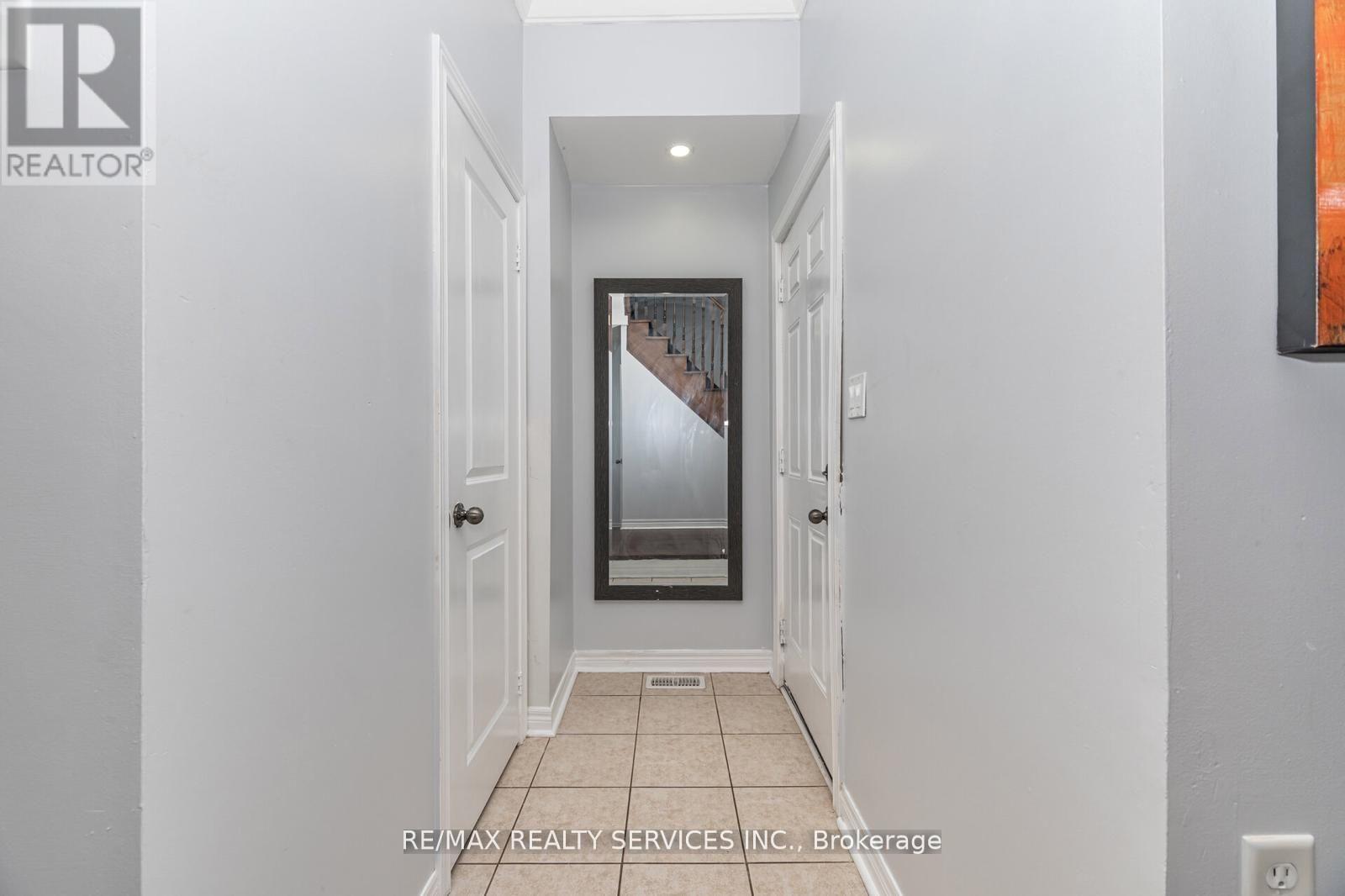 65 Fann Drive, Brampton, Ontario  L7A 4L3 - Photo 27 - W12429355
