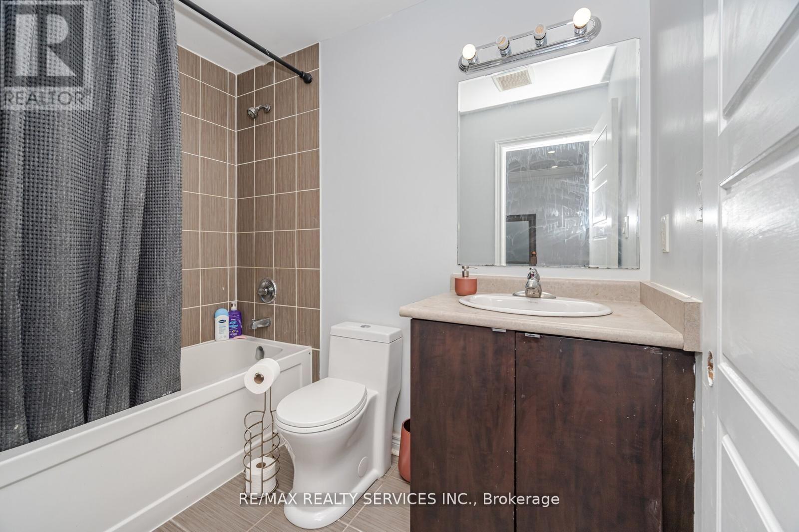 65 Fann Drive, Brampton, Ontario  L7A 4L3 - Photo 30 - W12429355