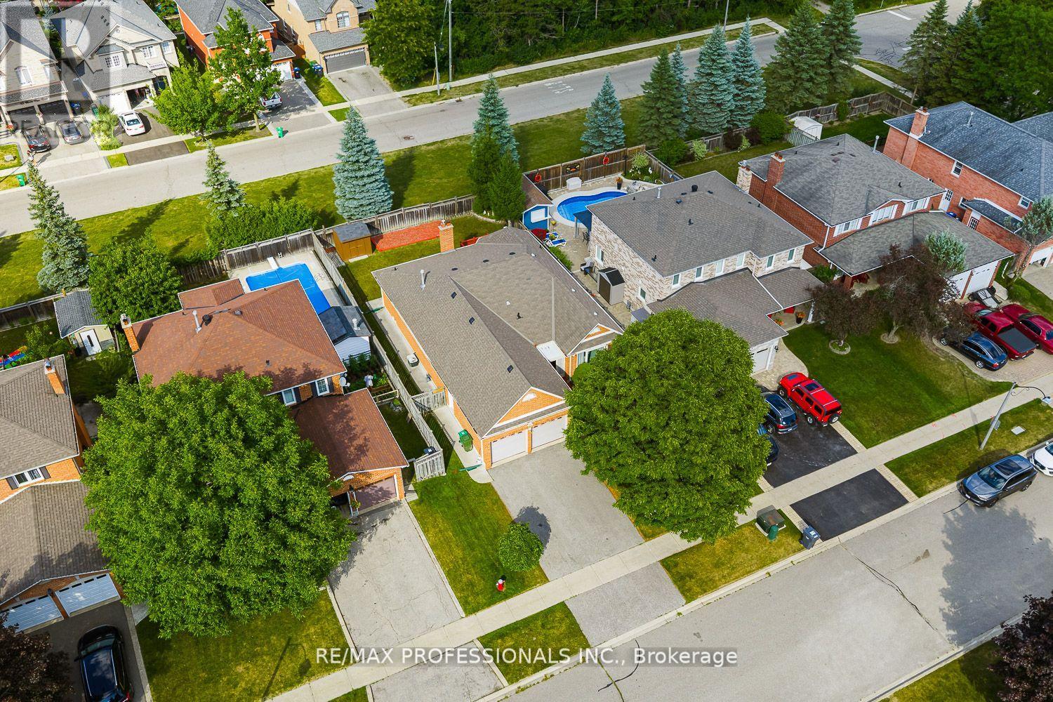 41 Mccabe Crescent, Caledon, Ontario  L7E 5W8 - Photo 26 - W12429366