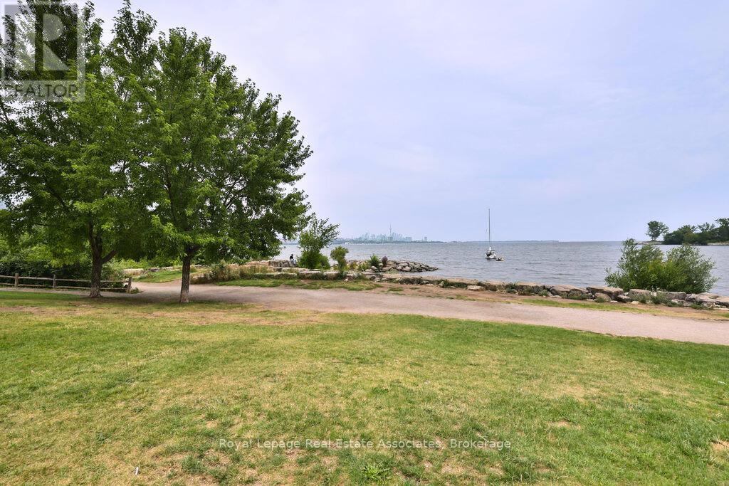 1514 - 2083 Lake Shore Boulevard W, Toronto, Ontario  M8V 4G2 - Photo 36 - W12429383