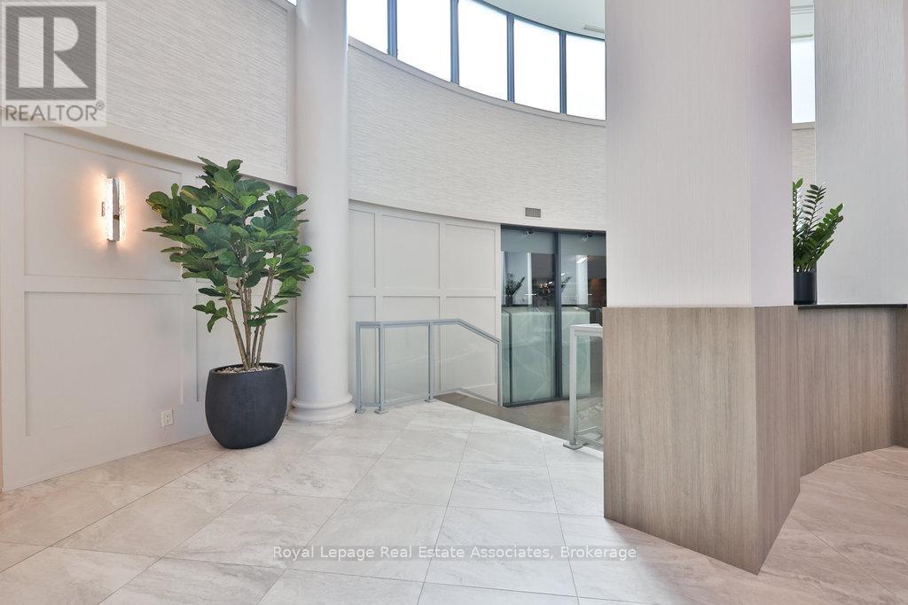 1514 - 2083 Lake Shore Boulevard W, Toronto, Ontario  M8V 4G2 - Photo 7 - W12429383