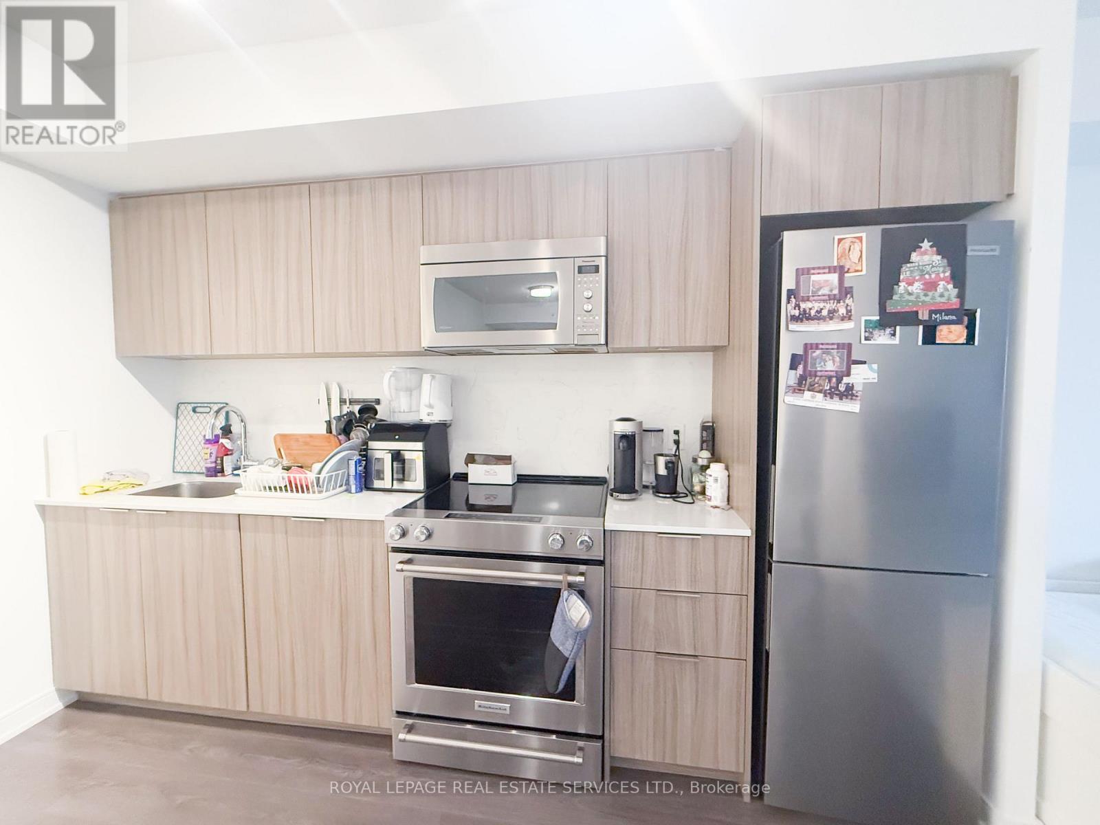 1506 - 30 Samuel Wood Way, Toronto, Ontario  M9B 0C9 - Photo 4 - W12429425
