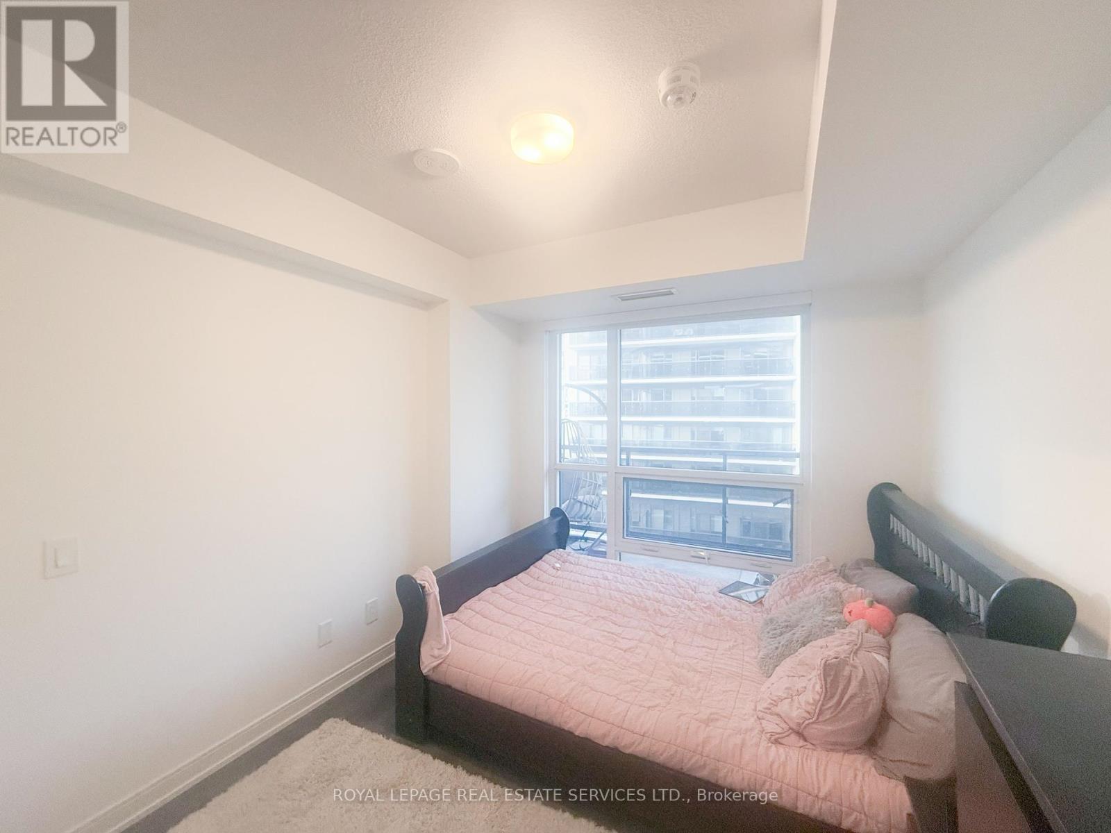 1506 - 30 Samuel Wood Way, Toronto, Ontario  M9B 0C9 - Photo 7 - W12429425