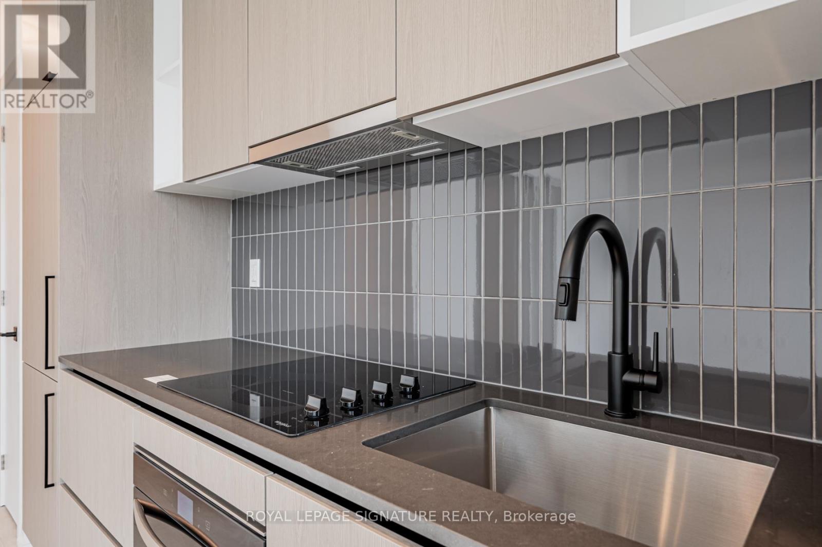 2307 - 1285 Dupont Street, Toronto, Ontario  M6H 0E3 - Photo 12 - W12429434