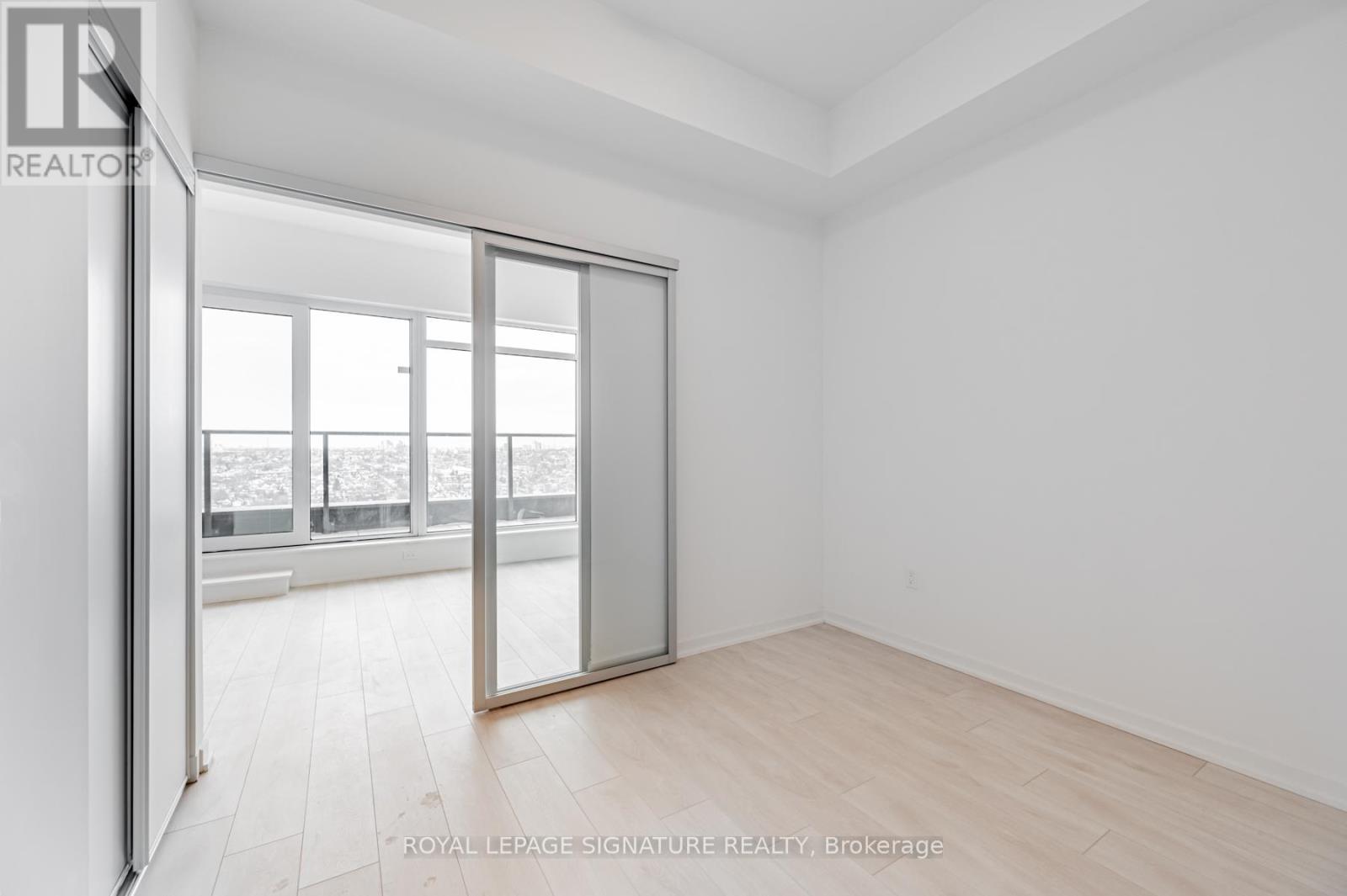 2307 - 1285 Dupont Street, Toronto, Ontario  M6H 0E3 - Photo 18 - W12429434