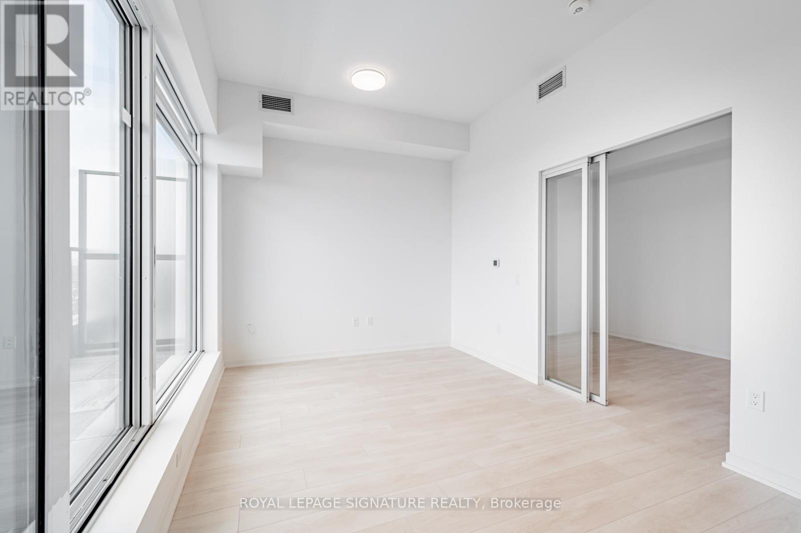 2307 - 1285 Dupont Street, Toronto, Ontario  M6H 0E3 - Photo 4 - W12429434