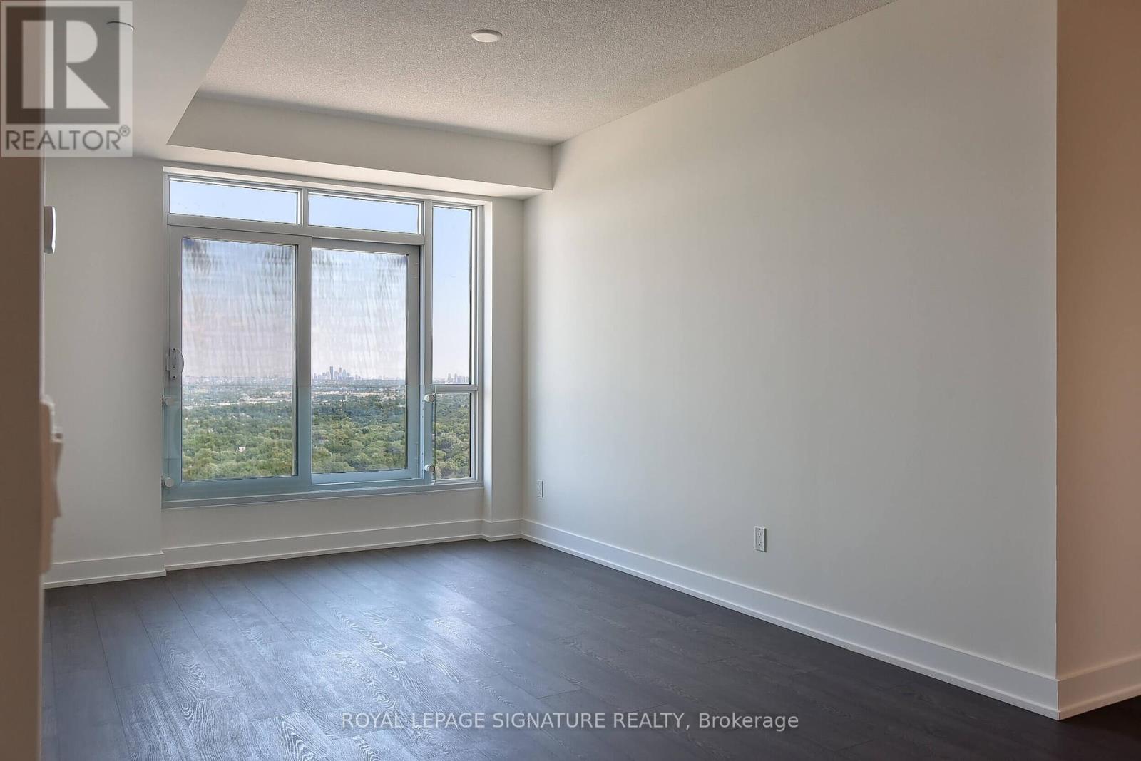 4006 - 7 Mabelle Avenue, Toronto, Ontario  M9A 0C9 - Photo 7 - W12429439