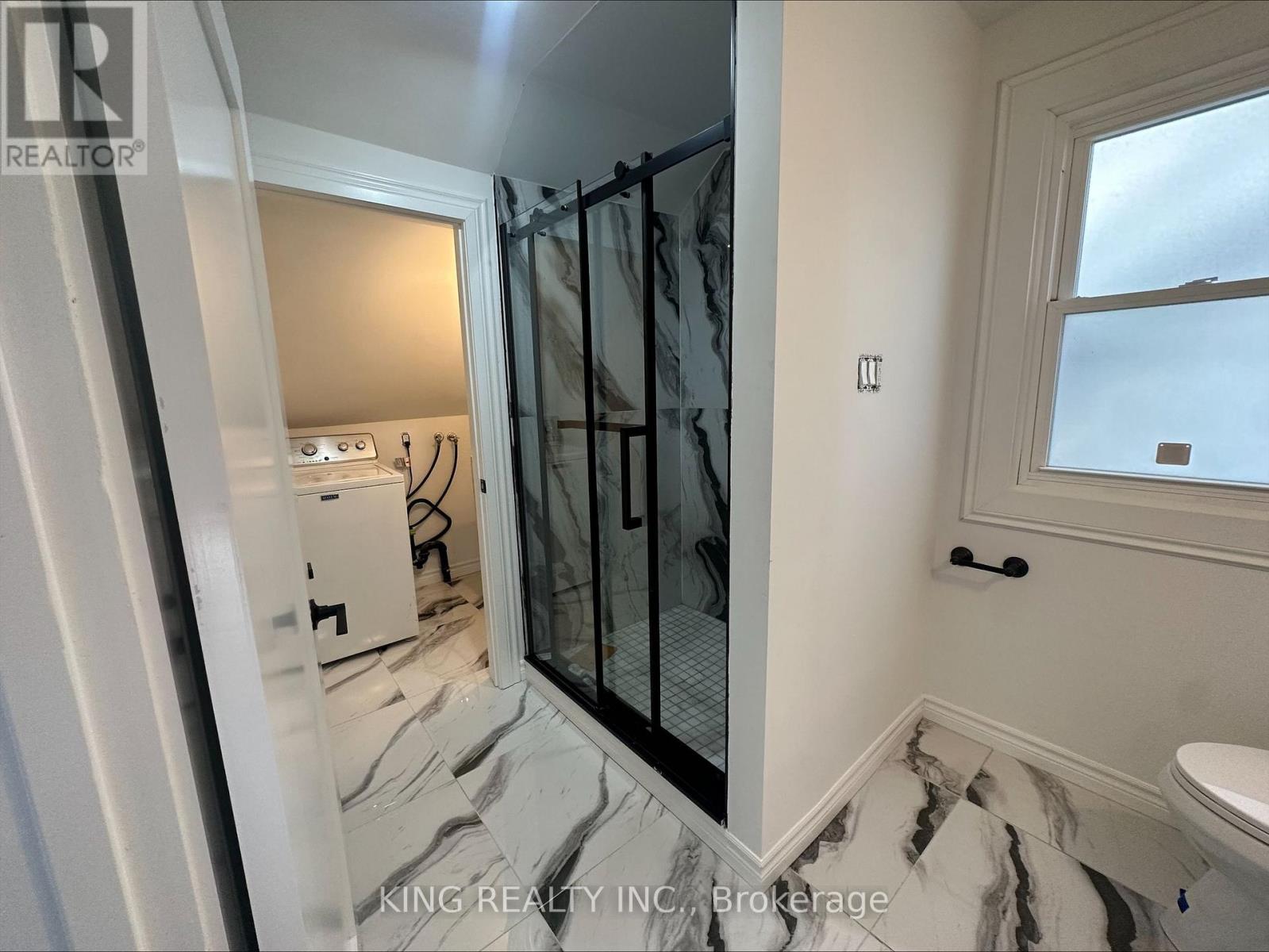 Main - 1243 Bruce Avenue, Windsor, Ontario  N8X 1X2 - Photo 5 - X12427719