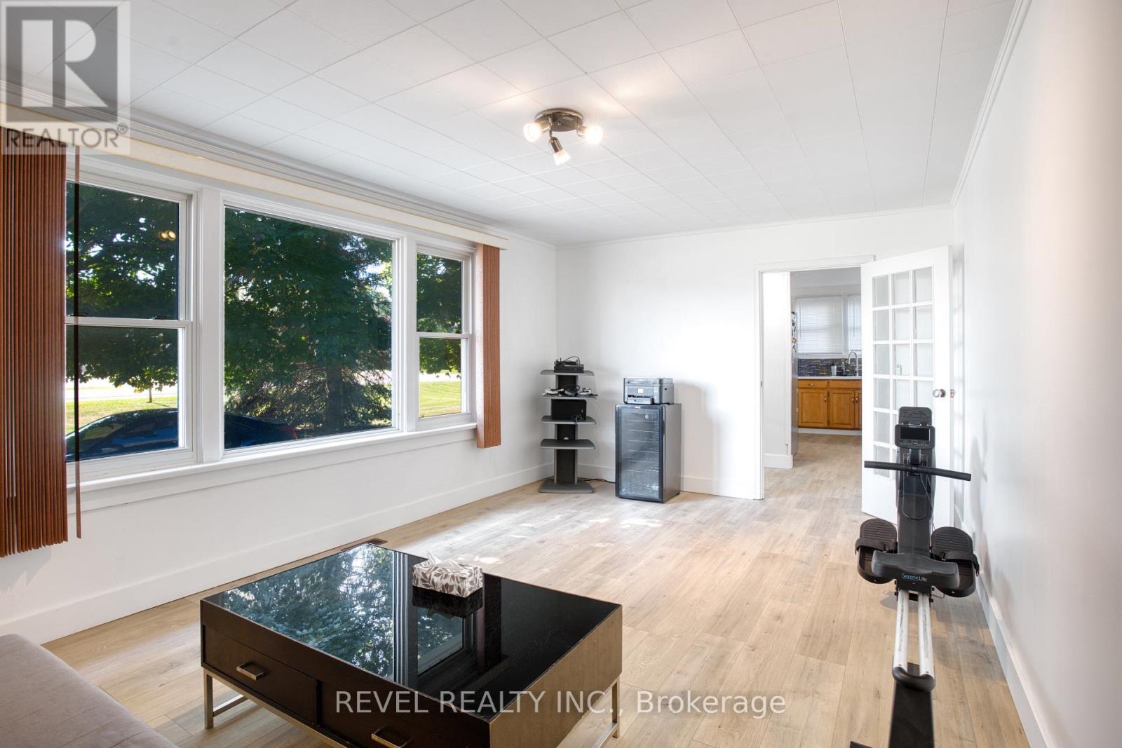 15330 Plover Mills Road, Middlesex Centre, Ontario  N0M 2A0 - Photo 4 - X12429501
