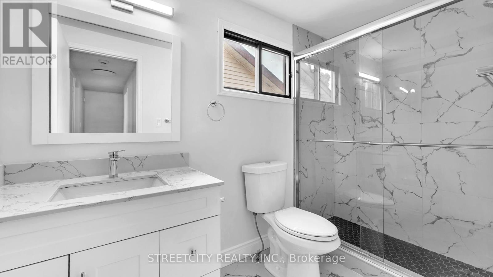151 Walmer Gardens, London North, Ontario  N6G 4H3 - Photo 21 - X12429505