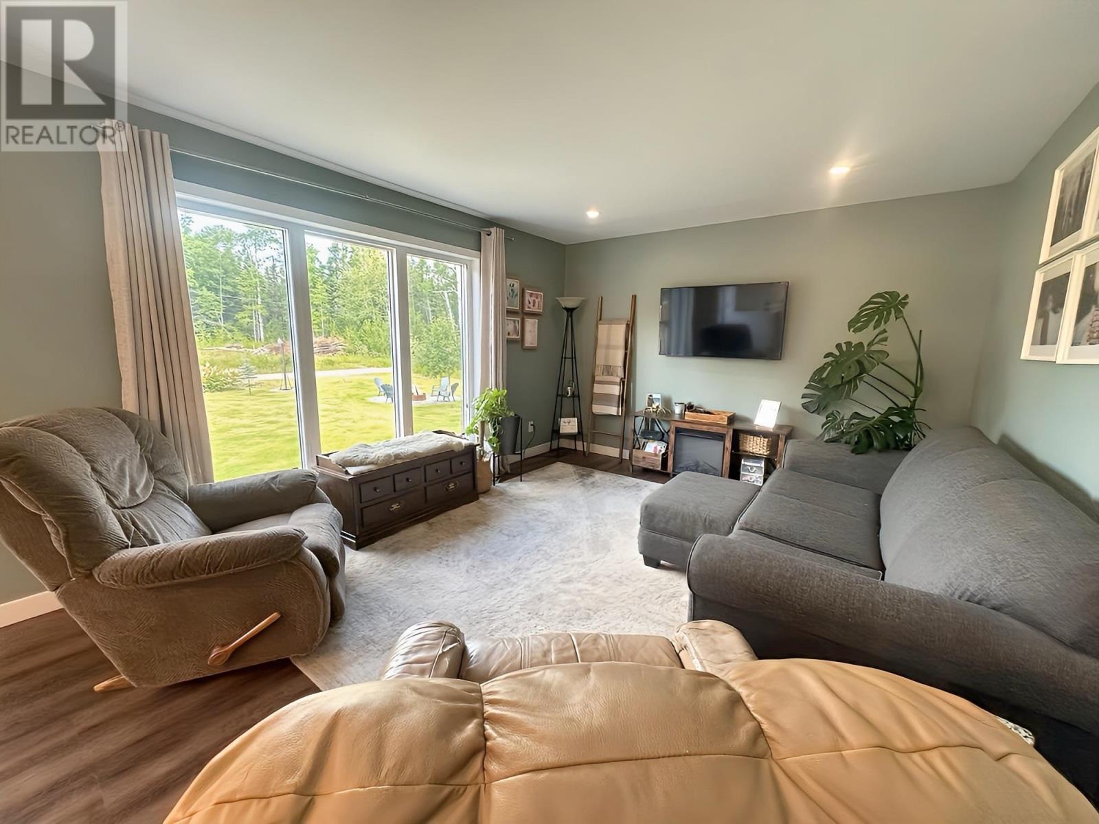 1 Chequis Rd, Geraldton, Ontario  P0T 1M0 - Photo 10 - TB252484