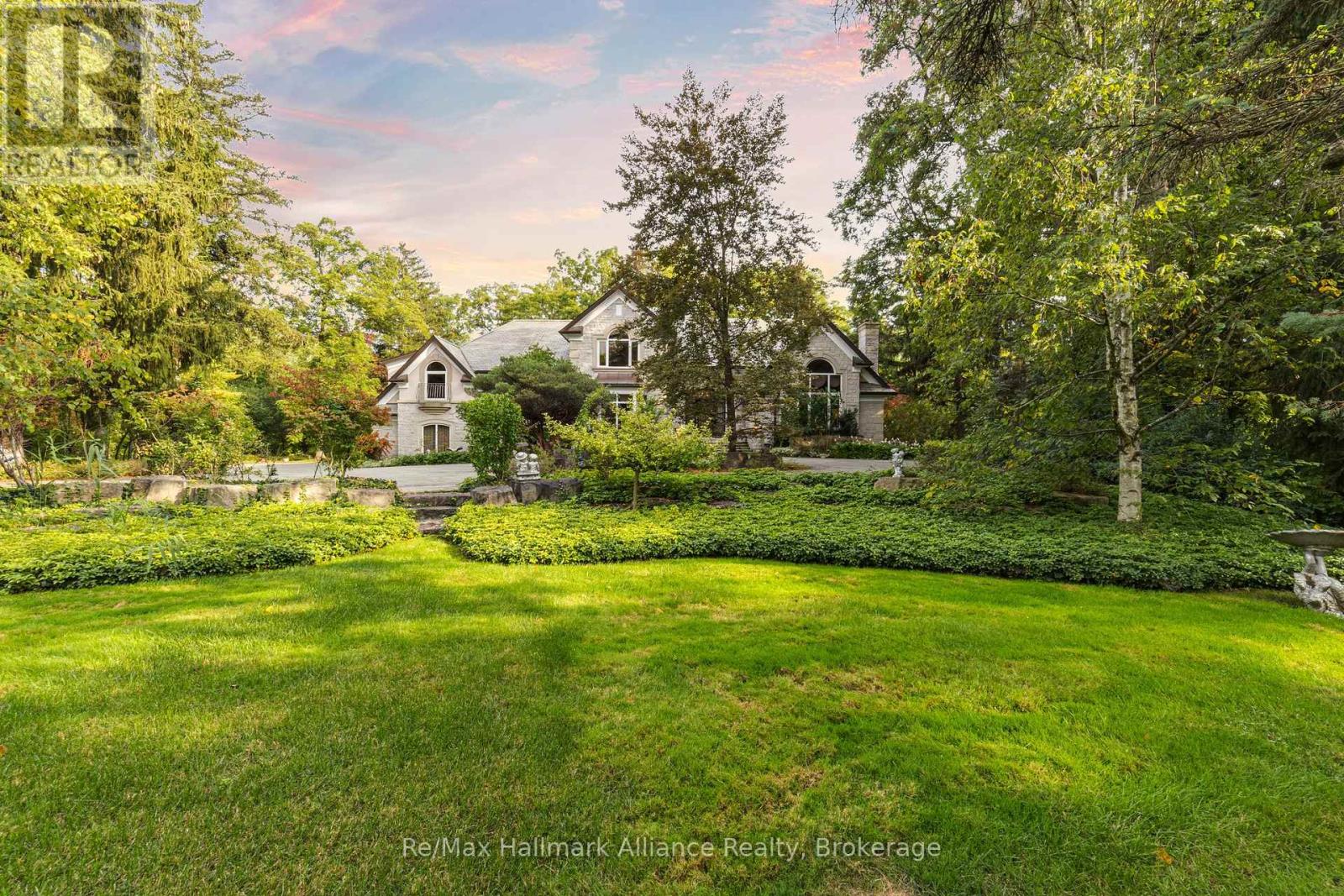 1024 Linbrook Road, Oakville, Ontario  L6J 2L1 - Photo 2 - W12429460