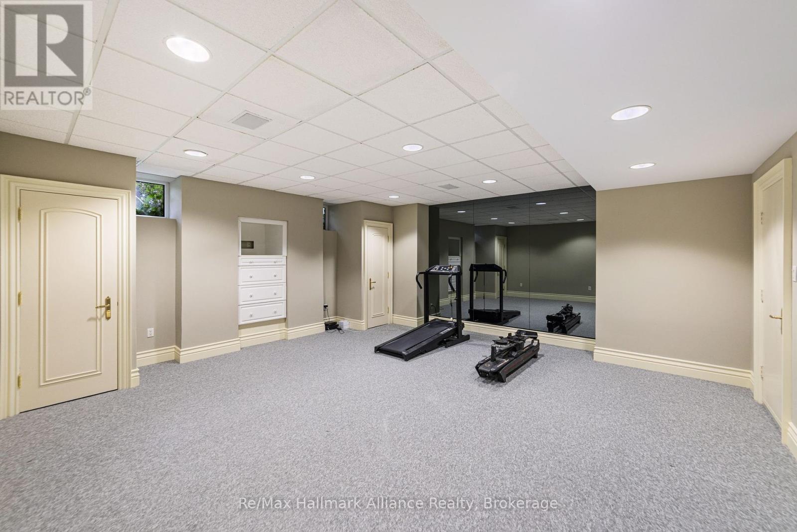 1024 Linbrook Road, Oakville, Ontario  L6J 2L1 - Photo 45 - W12429460