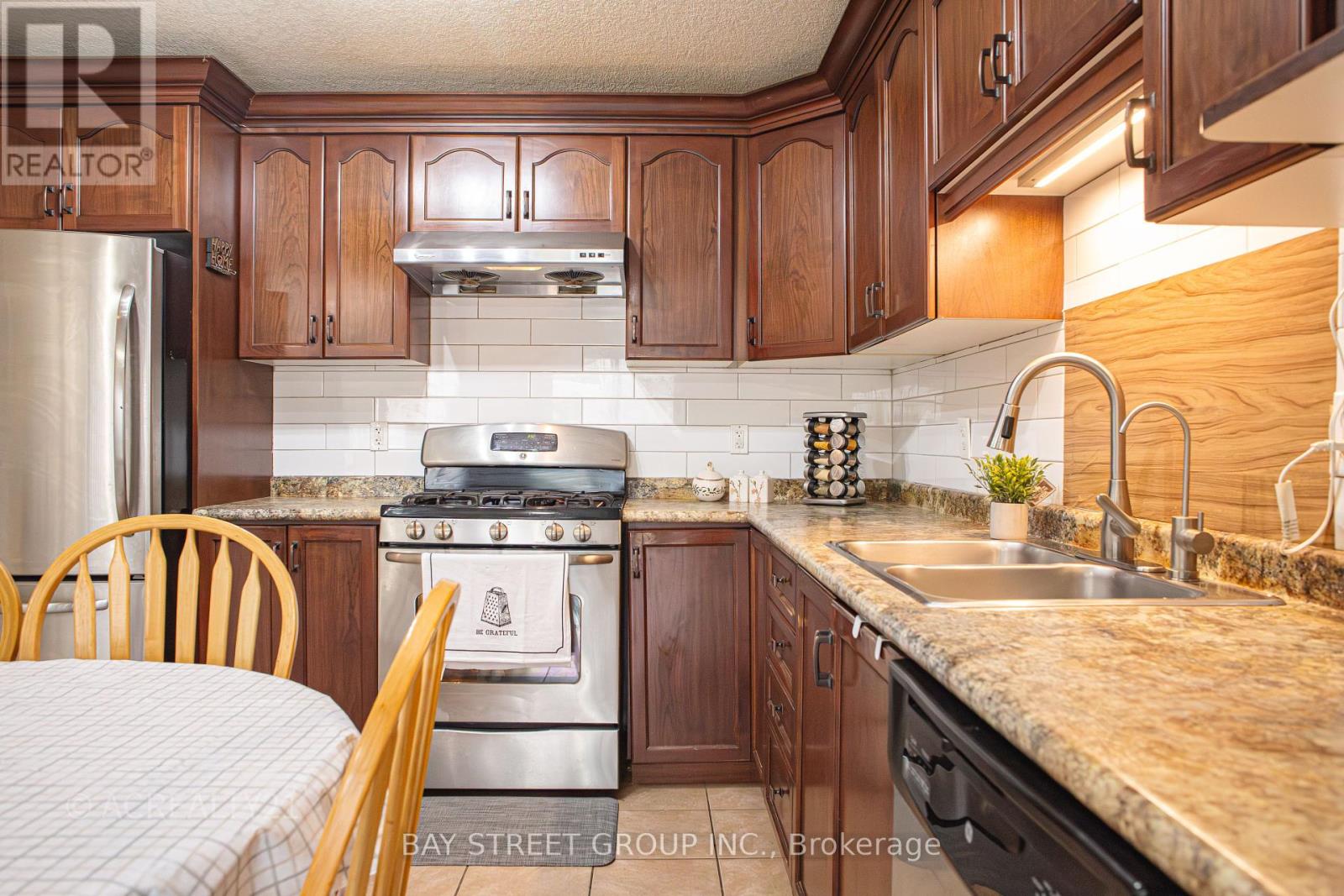 130 Simmonds Drive, Guelph, Ontario  N1E 7L8 - Photo 16 - X12426329