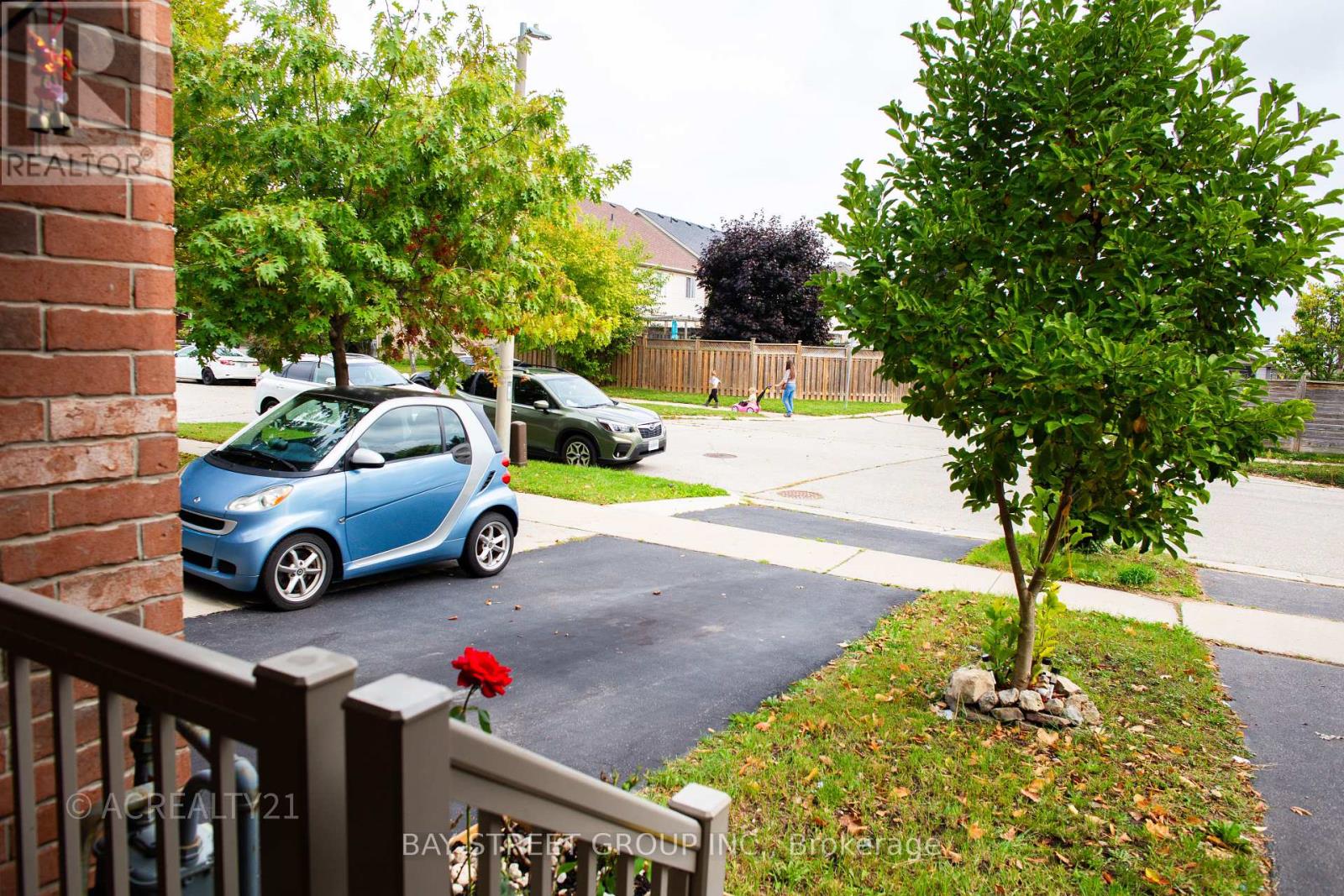 130 Simmonds Drive, Guelph, Ontario  N1E 7L8 - Photo 6 - X12426329