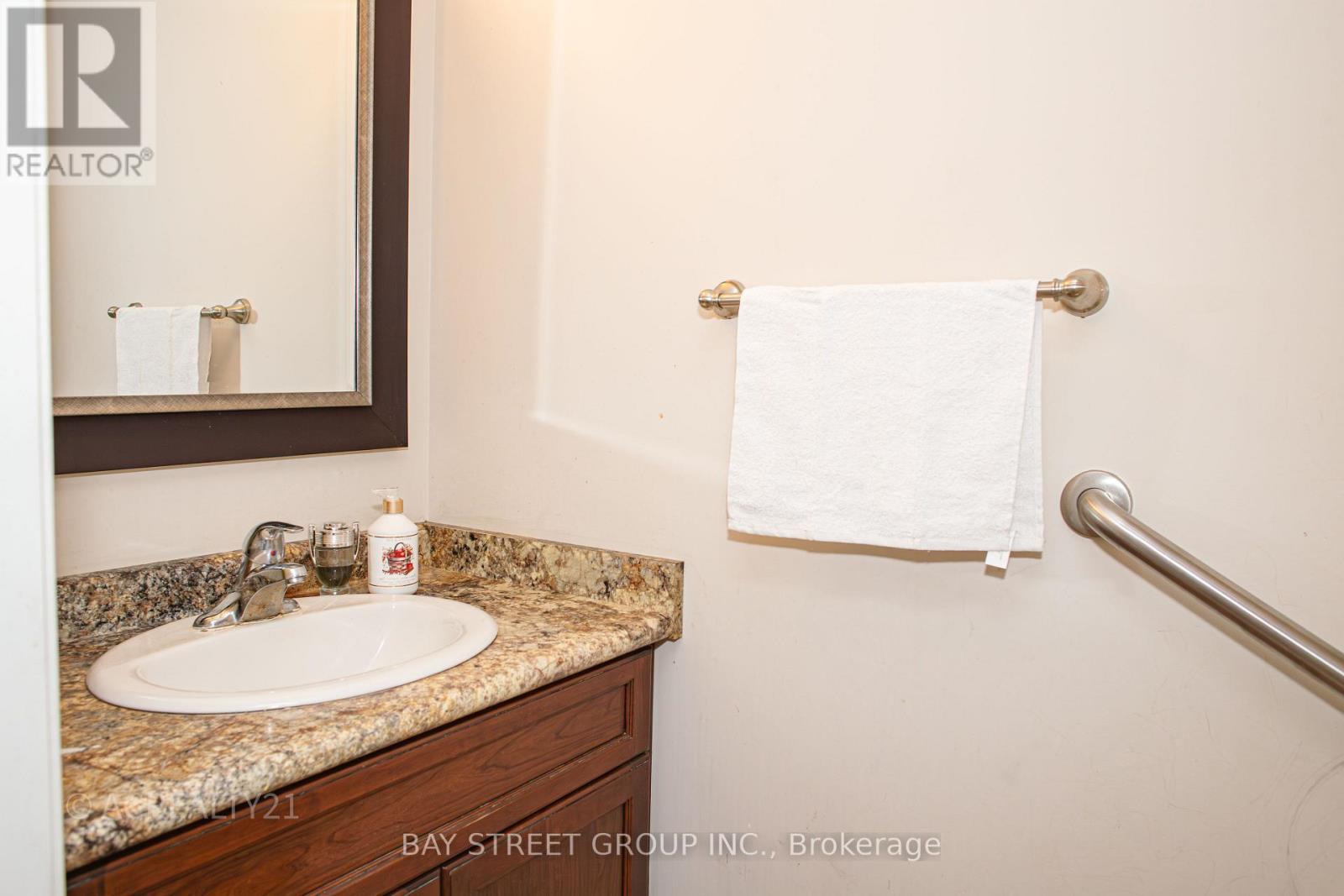 130 Simmonds Drive, Guelph, Ontario  N1E 7L8 - Photo 9 - X12426329