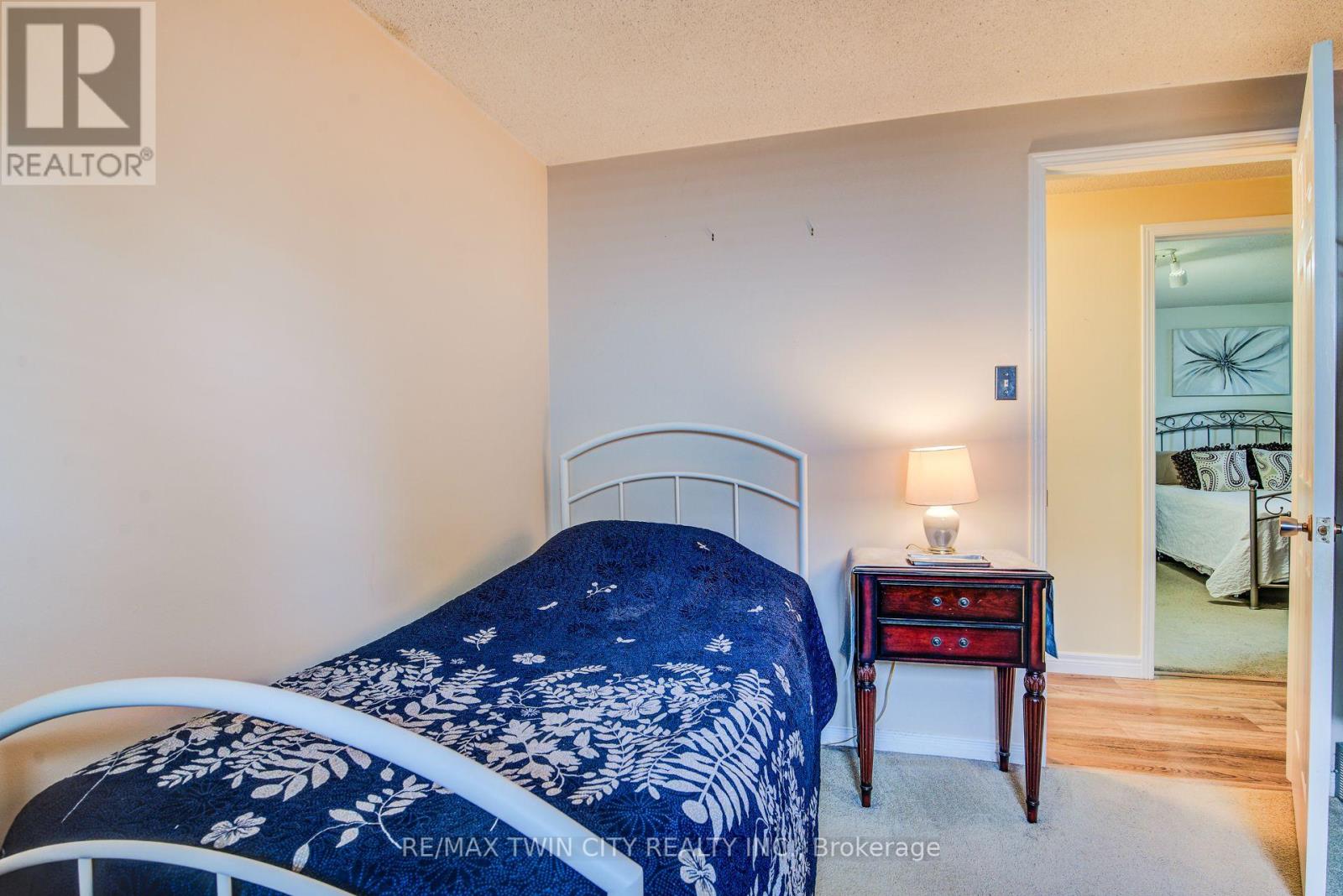 291 Biehn Drive, Kitchener, Ontario  N2R 1B6 - Photo 21 - X12429423