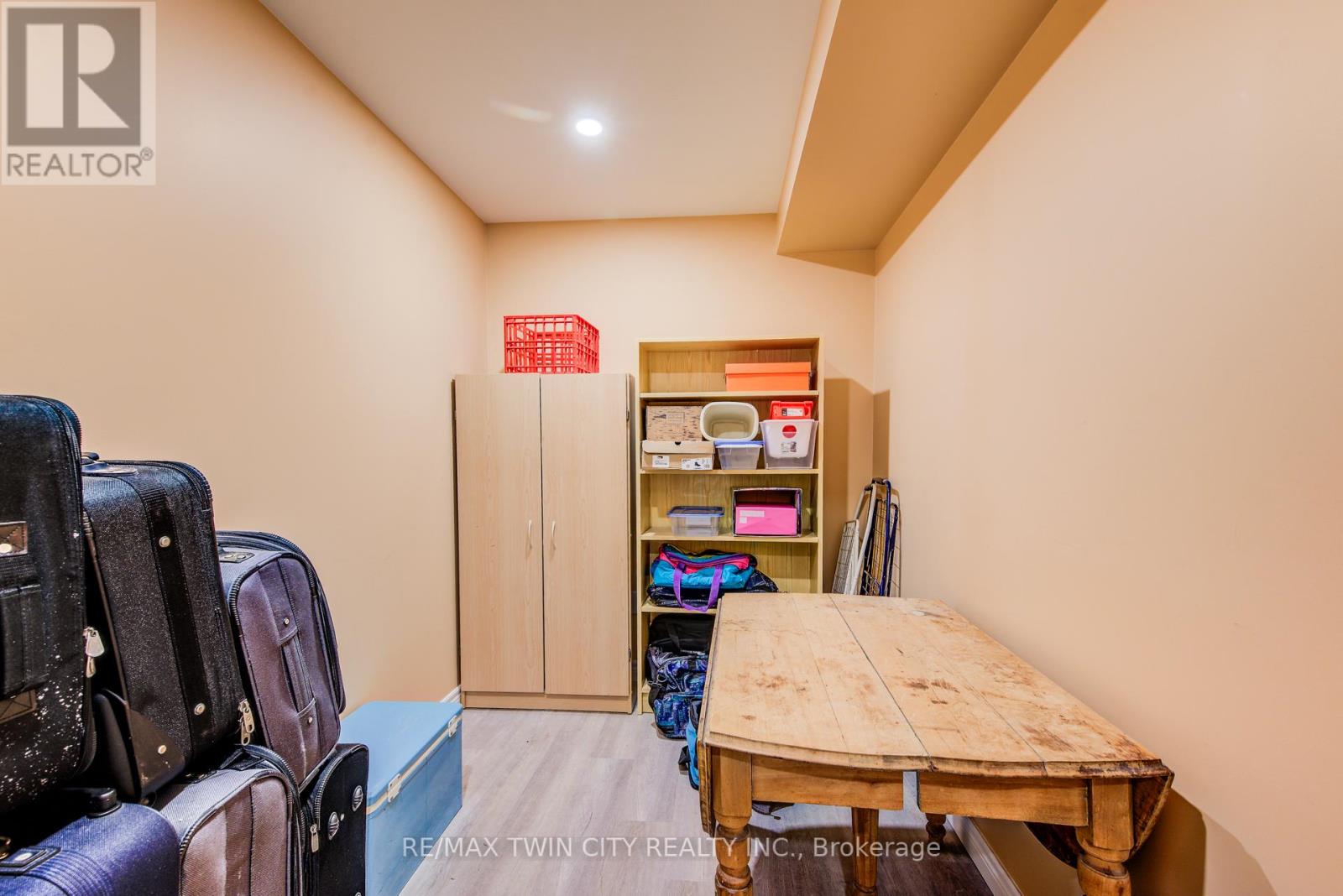 291 Biehn Drive, Kitchener, Ontario  N2R 1B6 - Photo 33 - X12429423