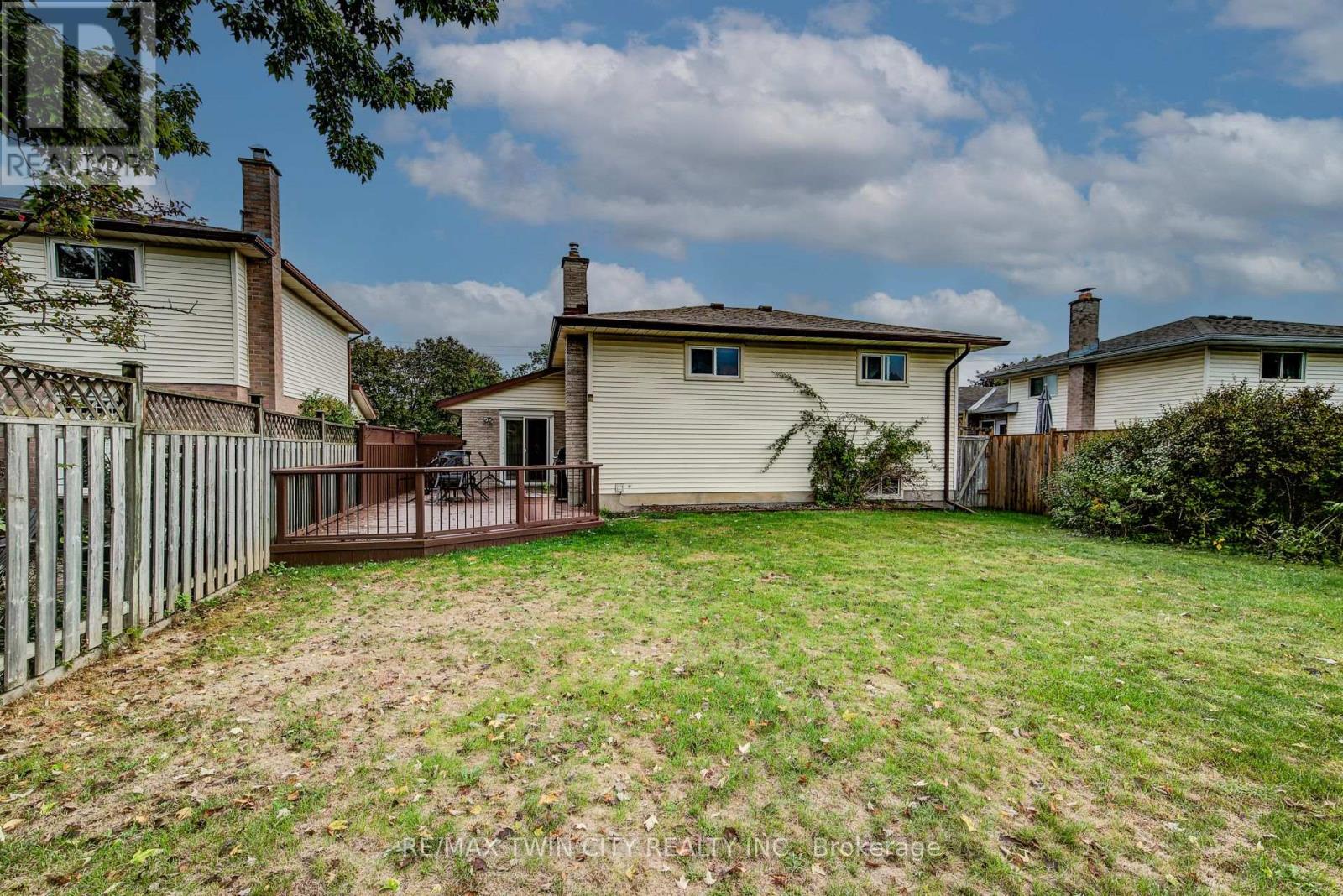 291 Biehn Drive, Kitchener, Ontario  N2R 1B6 - Photo 42 - X12429423