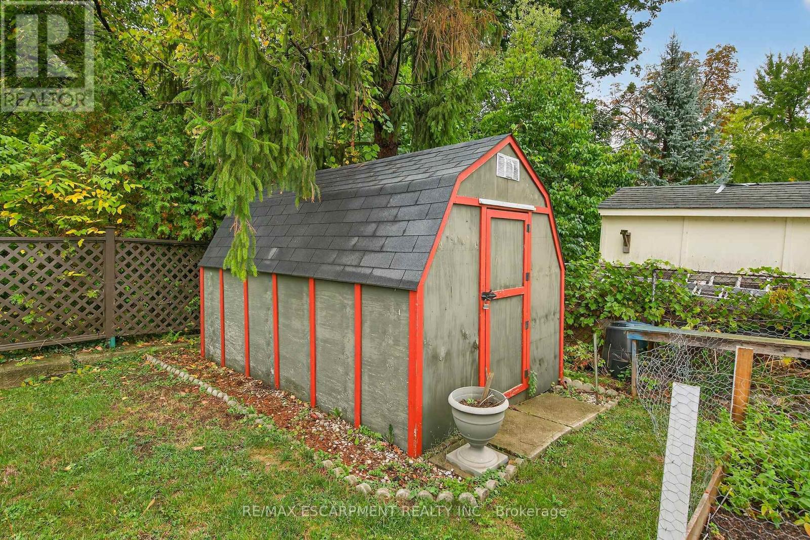35b Seneca Street S, Haldimand, Ontario  N0A 1E0 - Photo 38 - X12429444