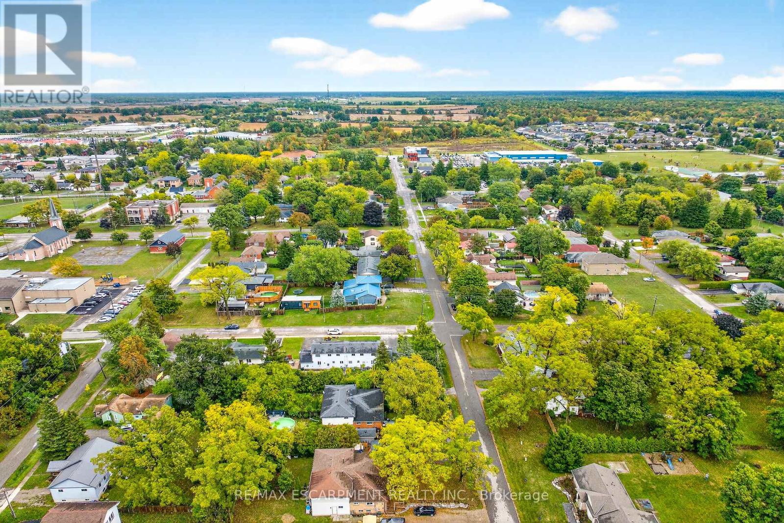 35b Seneca Street S, Haldimand, Ontario  N0A 1E0 - Photo 44 - X12429444