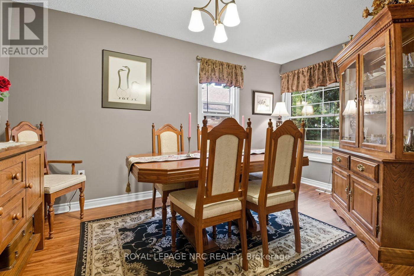 6164 Crimson Drive, Niagara Falls, Ontario  L2G 7S4 - Photo 7 - X12413939