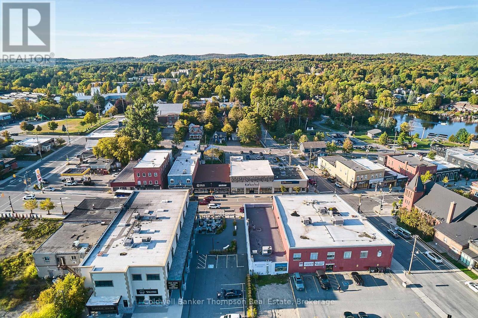27 Main Street E, Huntsville, Ontario  P1H 2C6 - Photo 14 - X12429452
