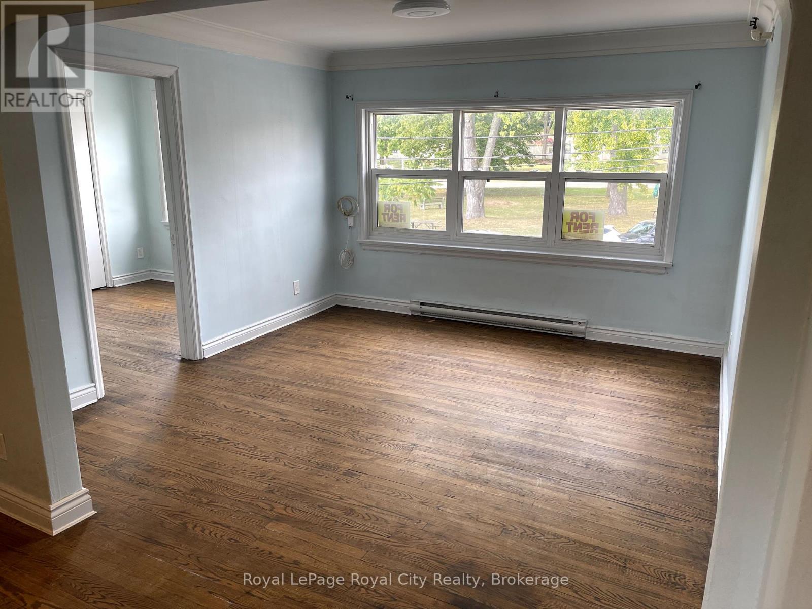 B - 36 Essex Street, Guelph, Ontario  N1H 3K8 - Photo 9 - X12429475