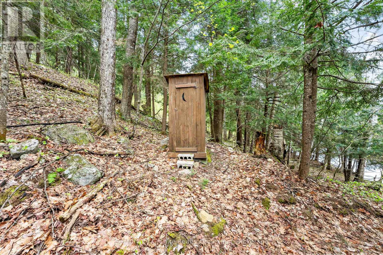 1208 Reg's Trail, Dysart Et Al, Ontario  K0M 1S0 - Photo 27 - X12429515