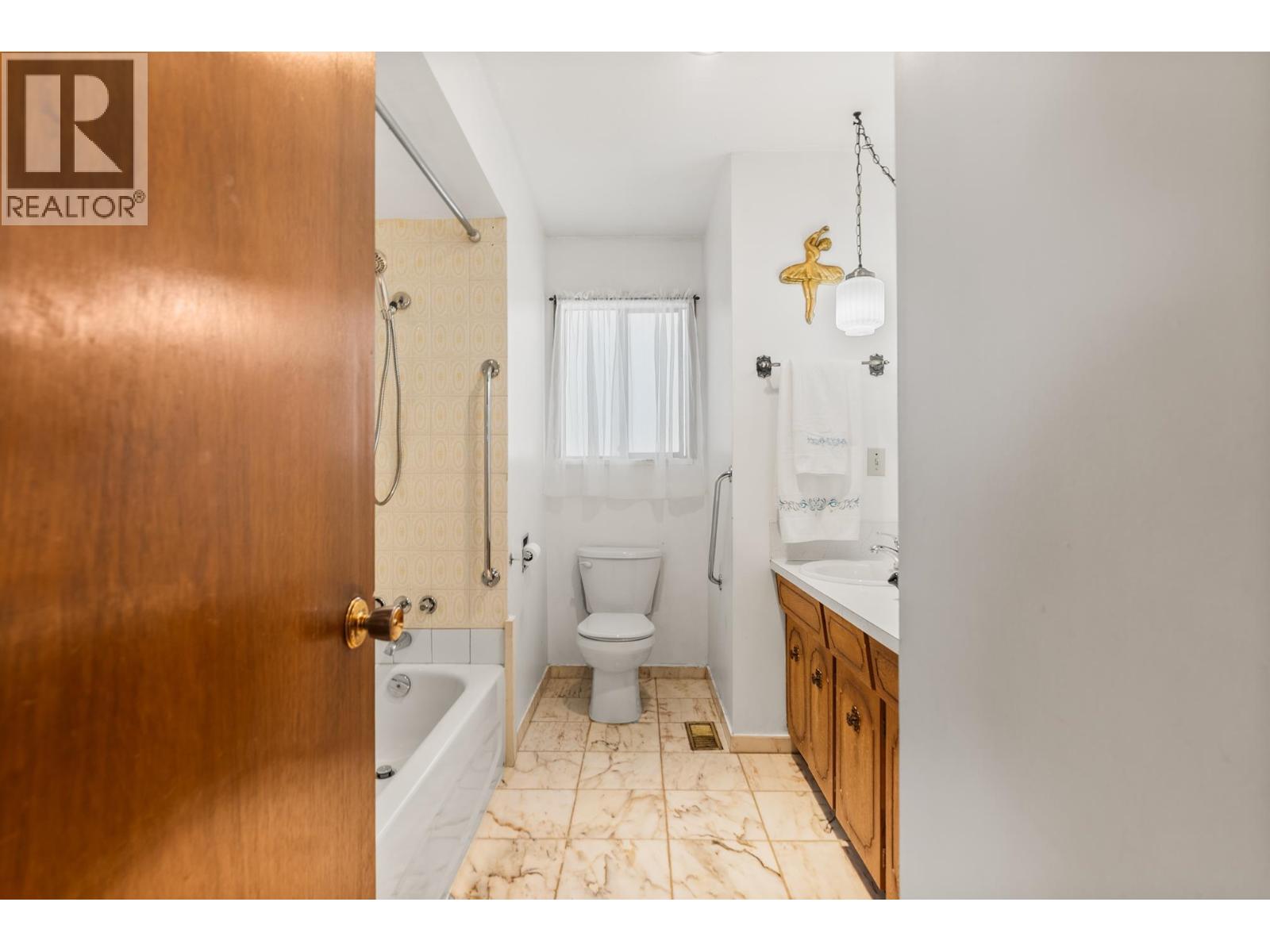 2268 Wenonah Street, Vancouver, British Columbia  V5N 2Z6 - Photo 26 - R3052705
