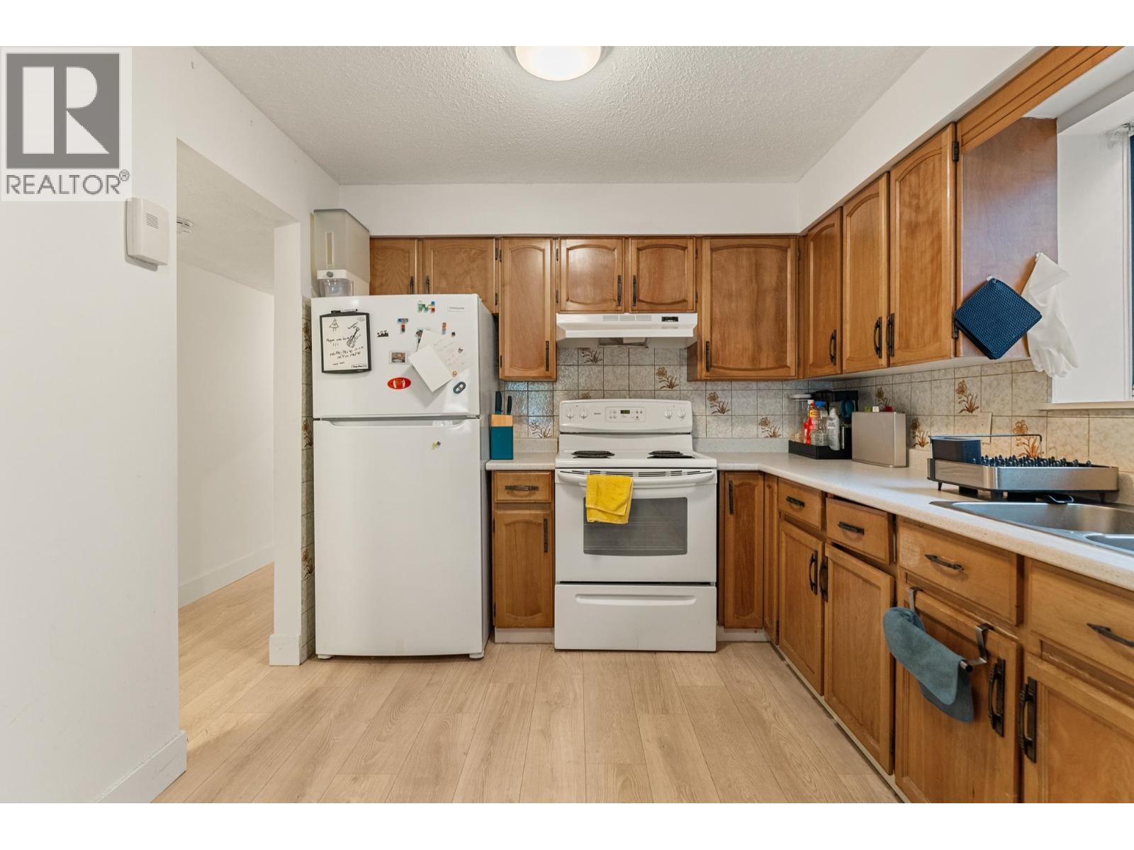 2268 Wenonah Street, Vancouver, British Columbia  V5N 2Z6 - Photo 8 - R3052705