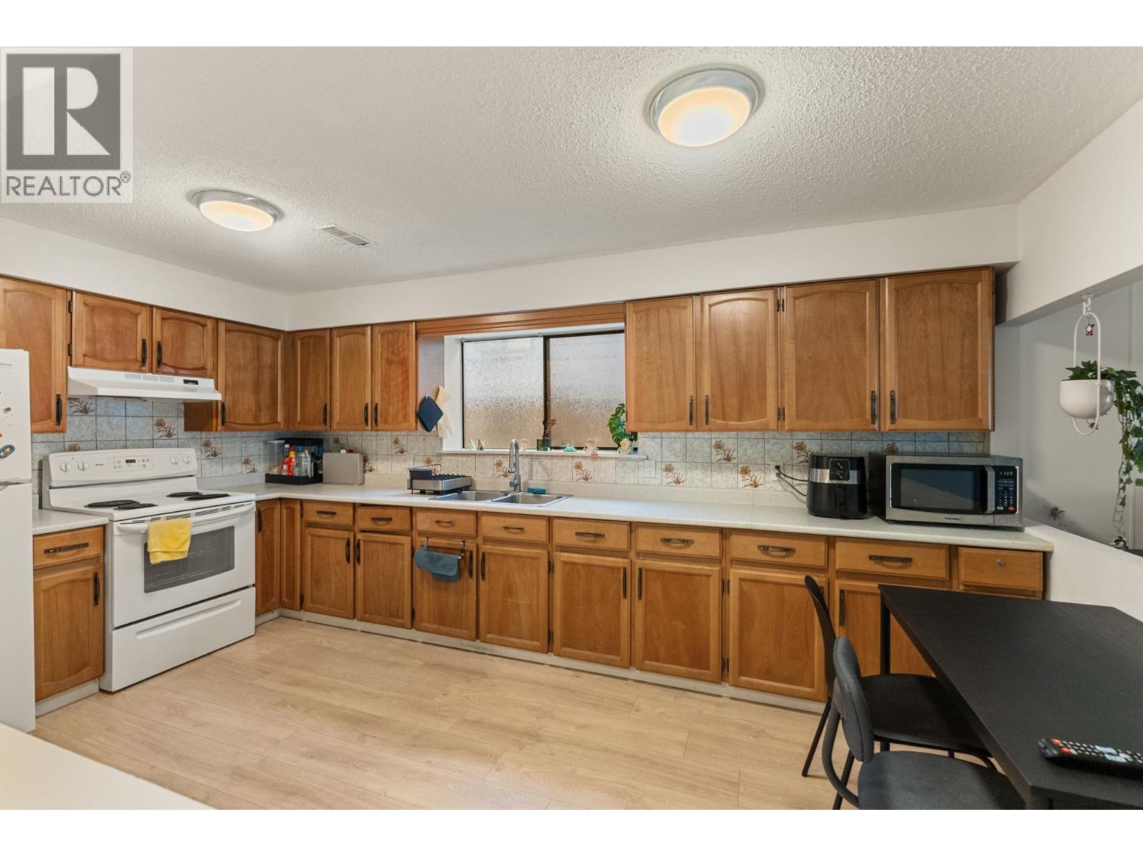 2268 Wenonah Street, Vancouver, British Columbia  V5N 2Z6 - Photo 9 - R3052705
